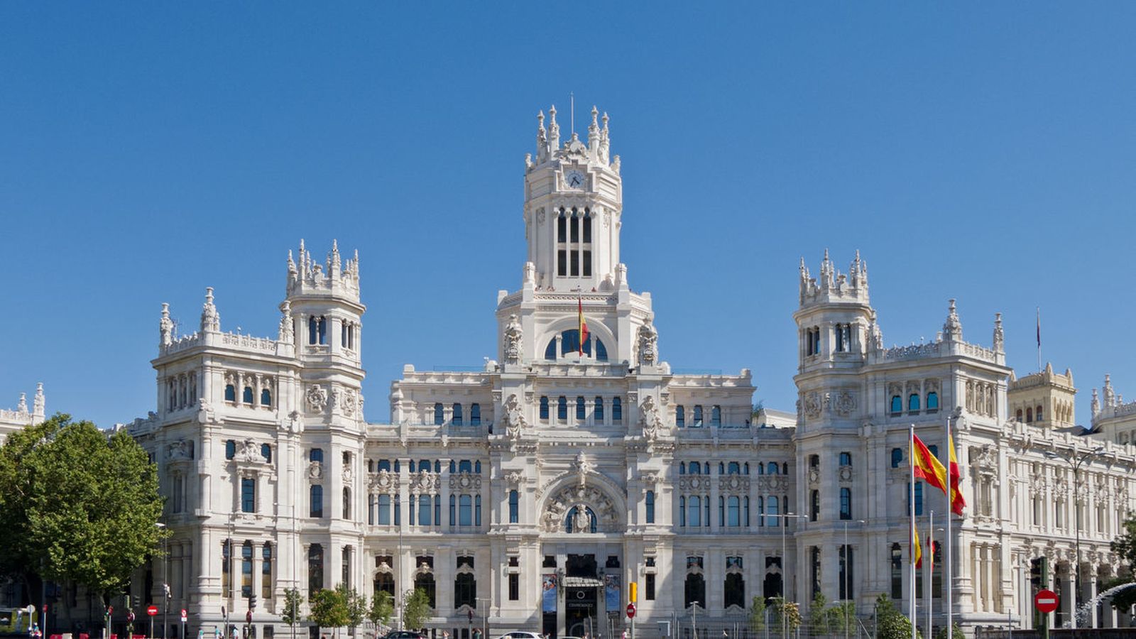 El Ayuntamiento de Madrid lanza una histórica oferta de empleo público: 1.275 plazas