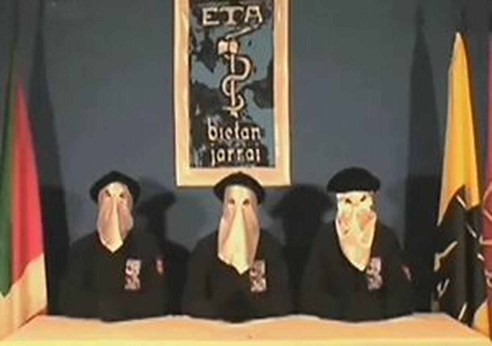 El Gobierno espera un anuncio de ETA en las próximas semanas