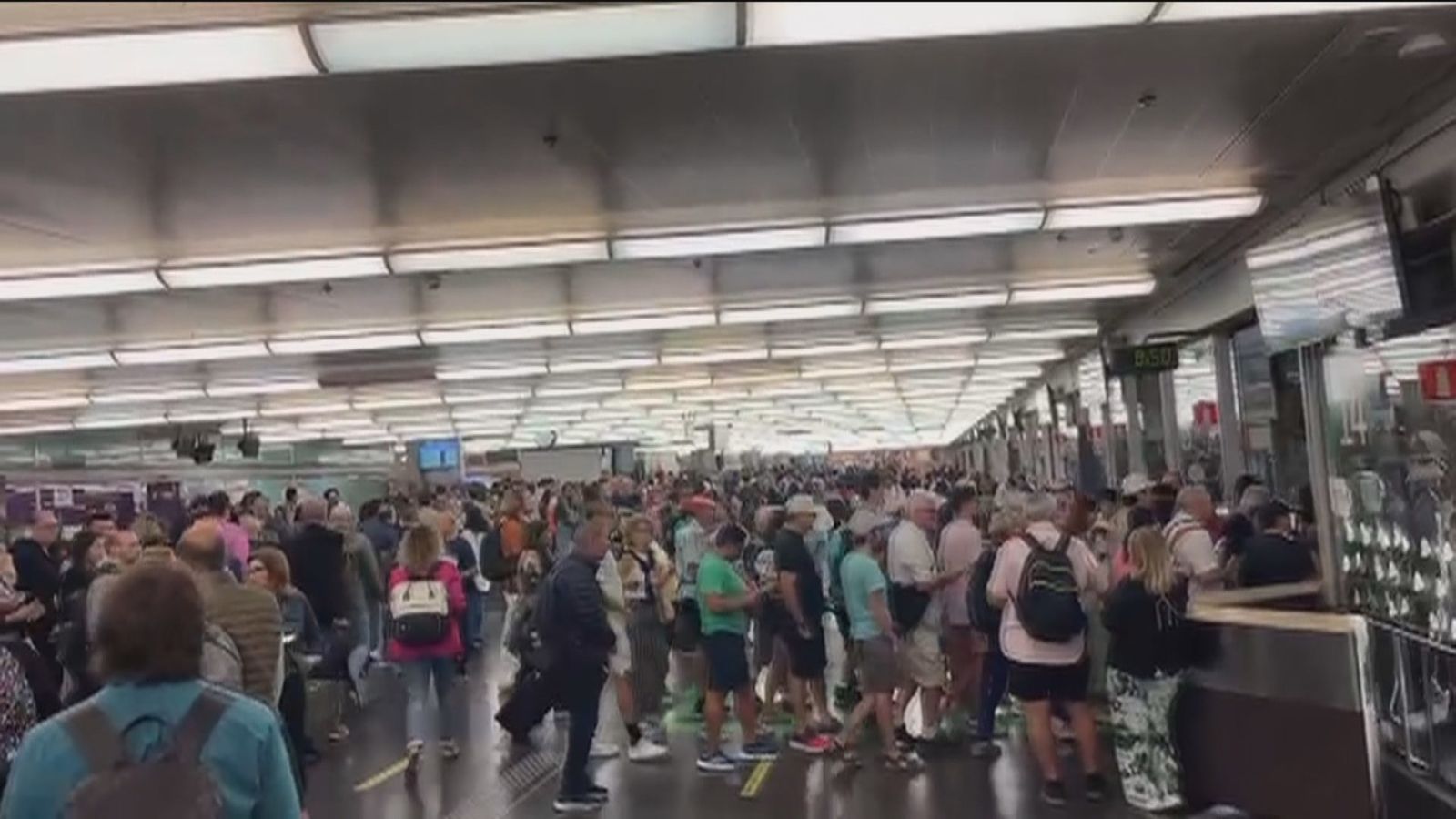 Reacciones por caos  en Cercanías