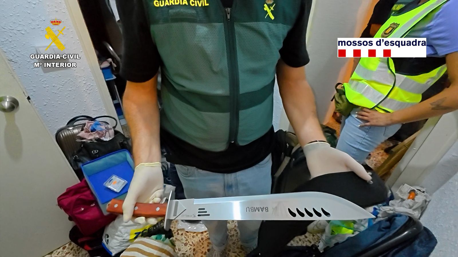 Arma incautada al detenido por su vinculación con el terrorismo yihadista