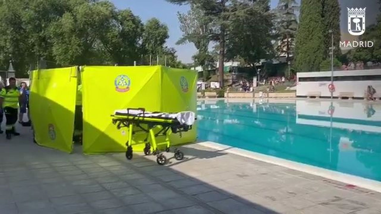 Un menor de 17 años grave por ahogamiento en la piscina de Casa de Campo