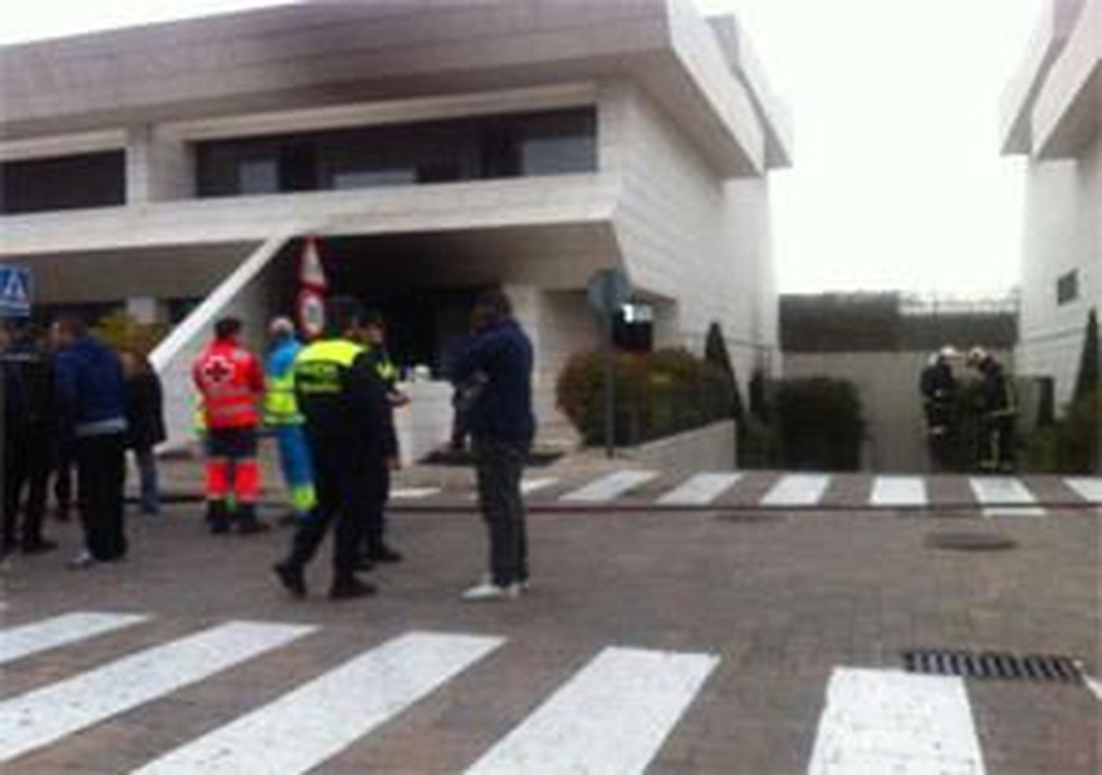 Los bomberos salvan a Jesé de un incendio en su chalé