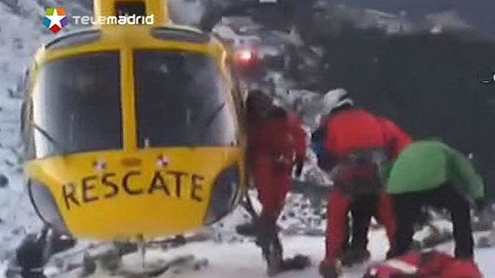 Cinco montañeros resultan heridos en Valdesqui tras caer más de 70 metros