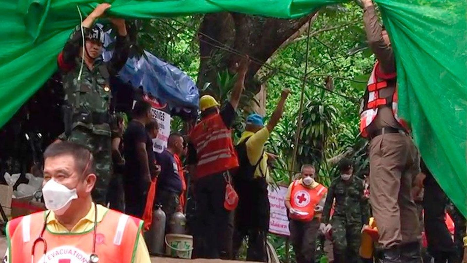 Tailandia se prepara para el segundo día de rescate en la cueva