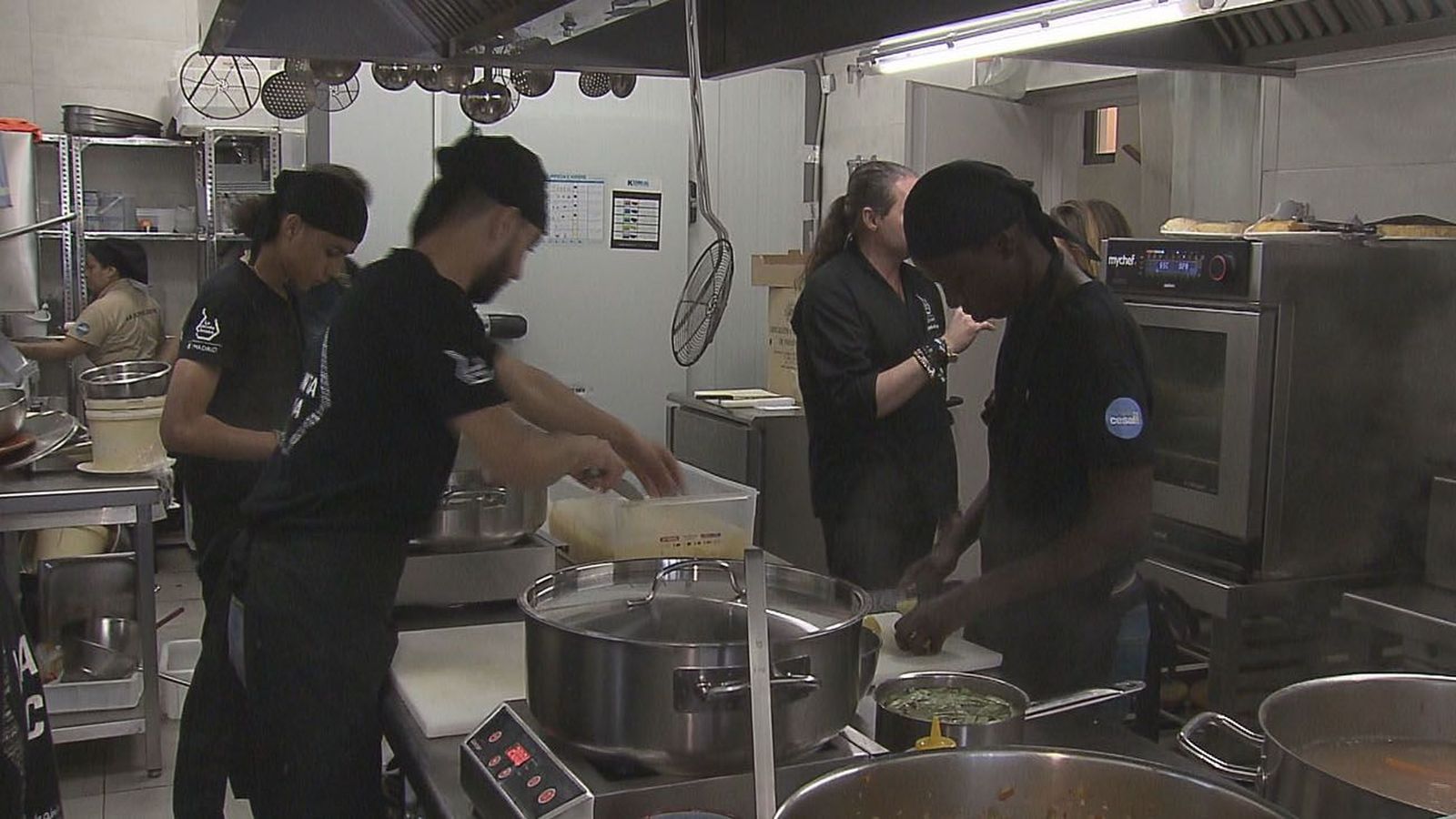La cocina como segunda oportunidad para jóvenes problemáticos