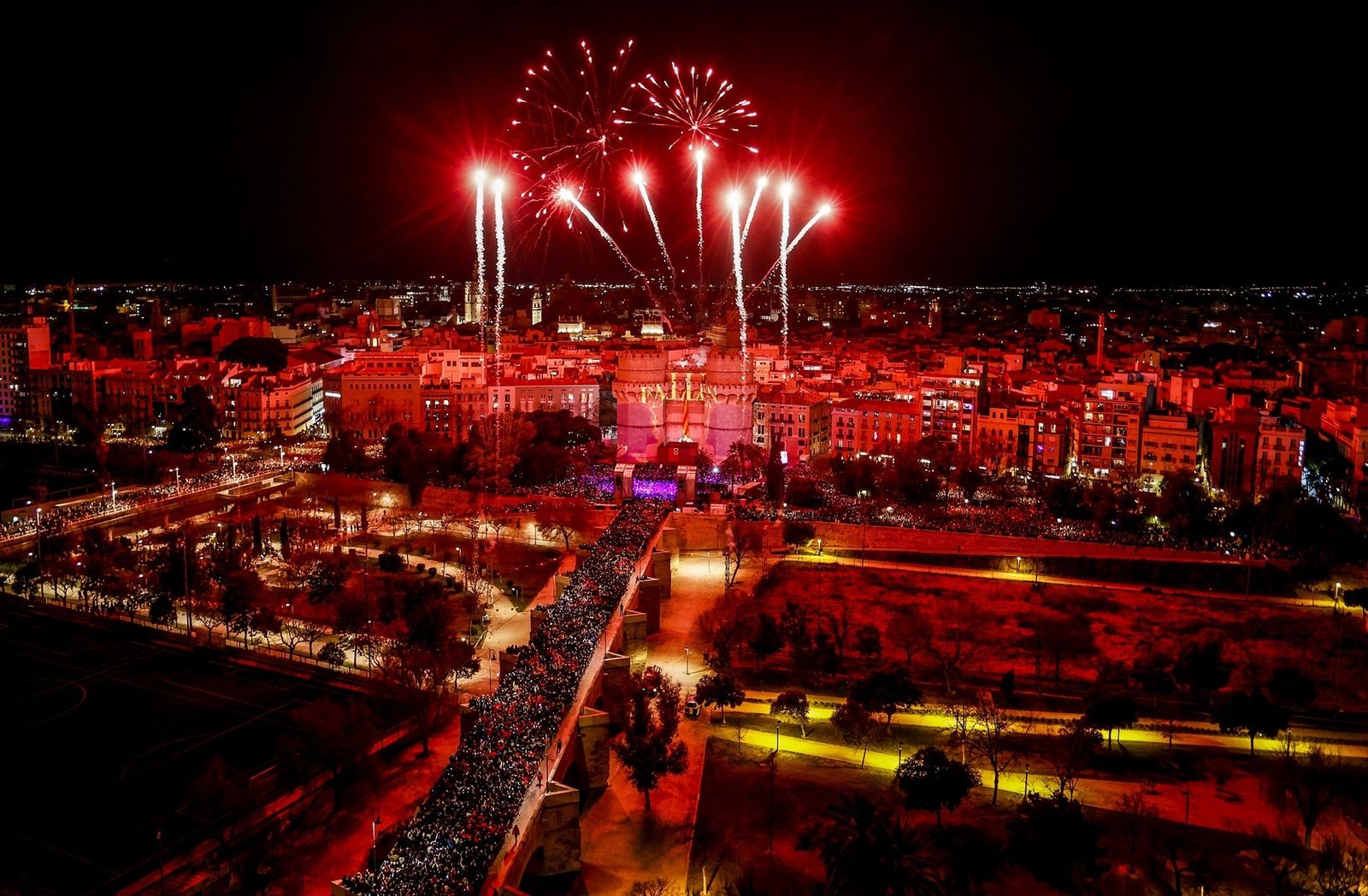 Fuegos artificiales en las Fallas de Valencia