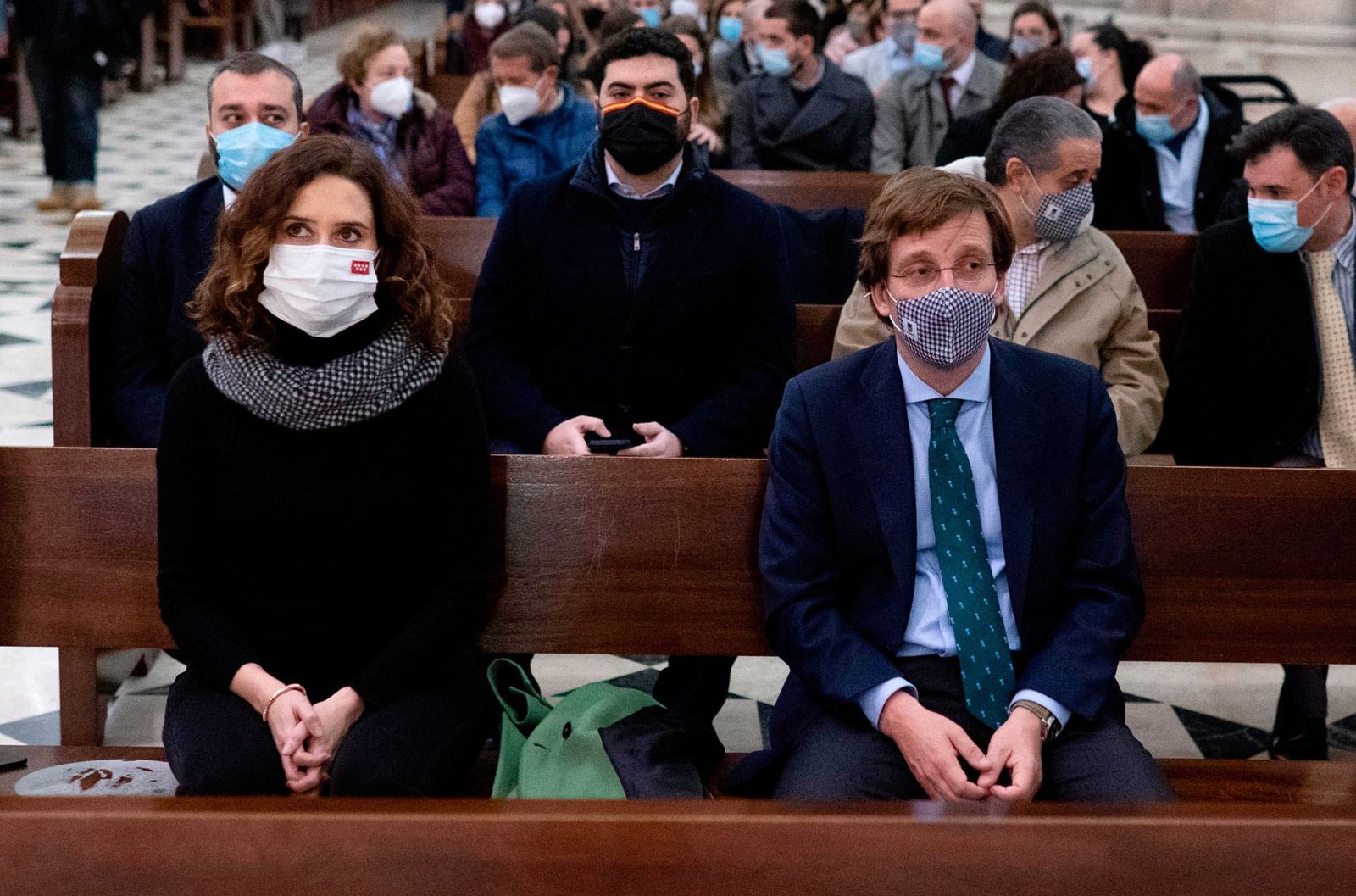 Madrid ofrece todo su apoyo a los familiares de las víctimas de la explosión en la calle Toledo