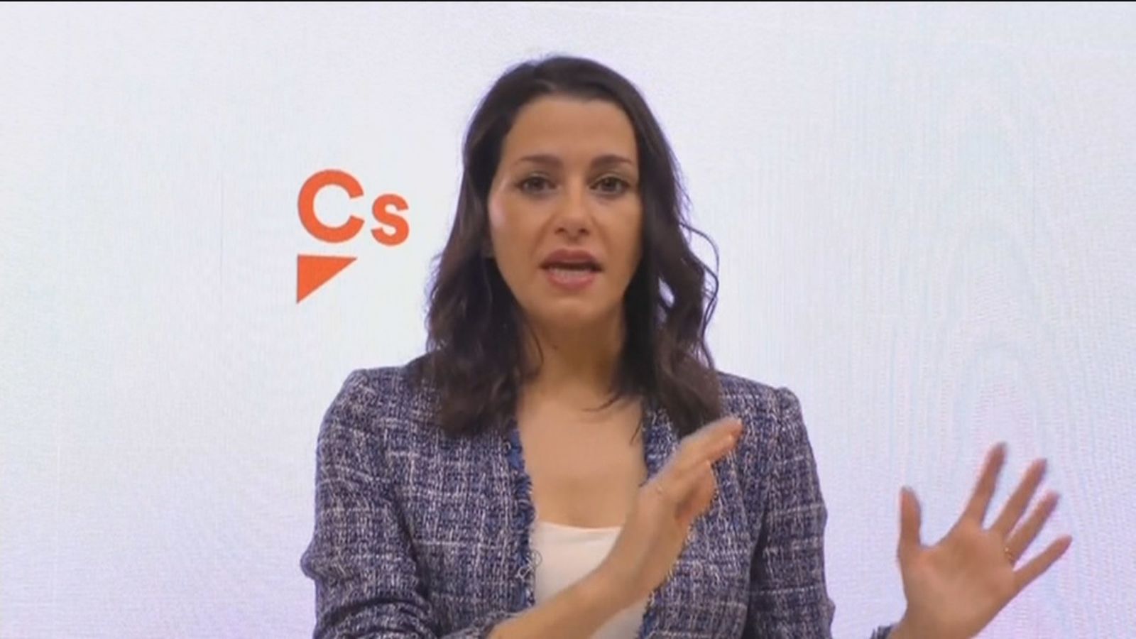 La líder de Ciudadanos, Inés Arrimadas, defiende su "política útili"