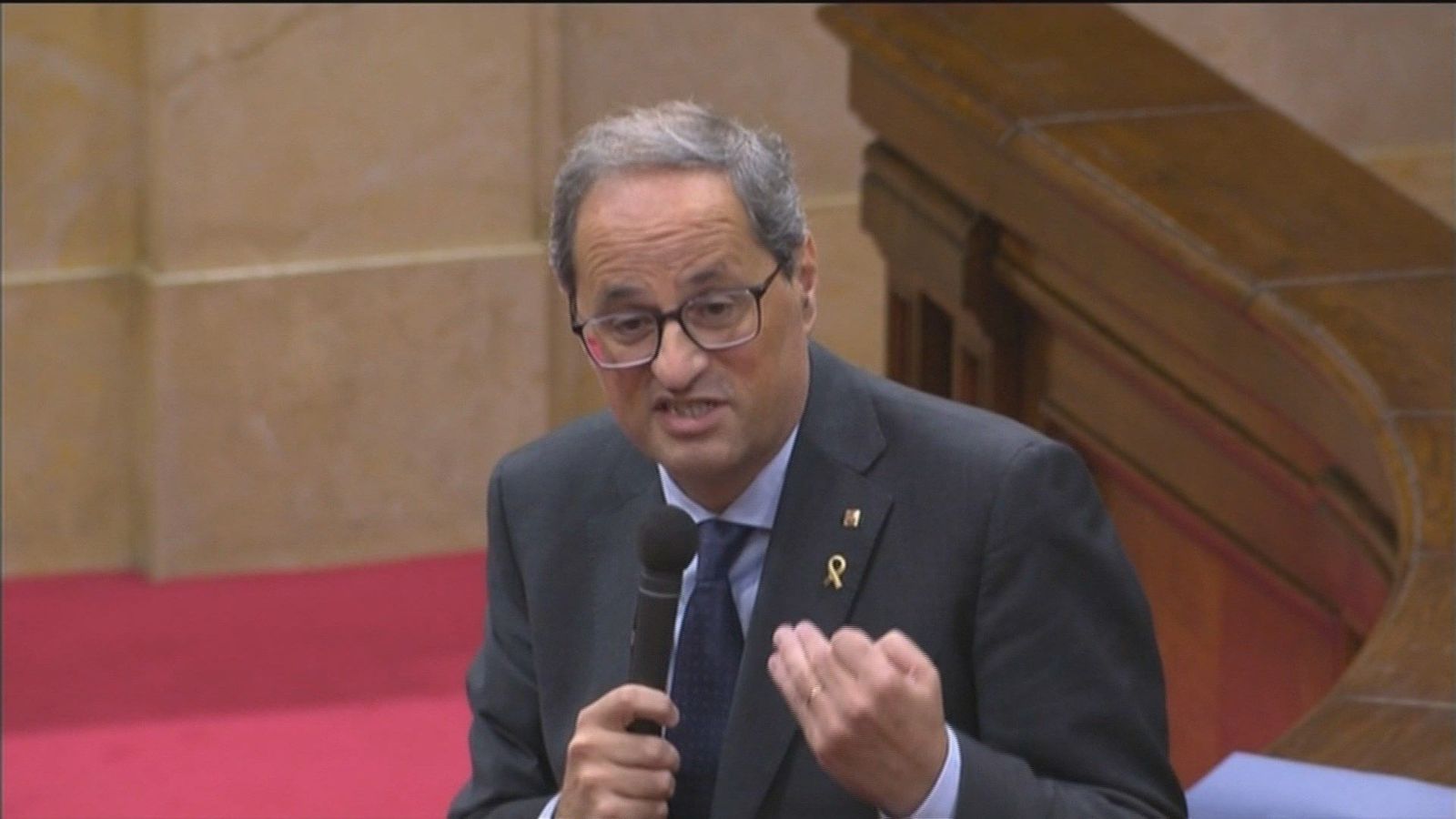 Torra pide a Iceta que llame a Sánchez y le pase el teléfono porque a él no le coge