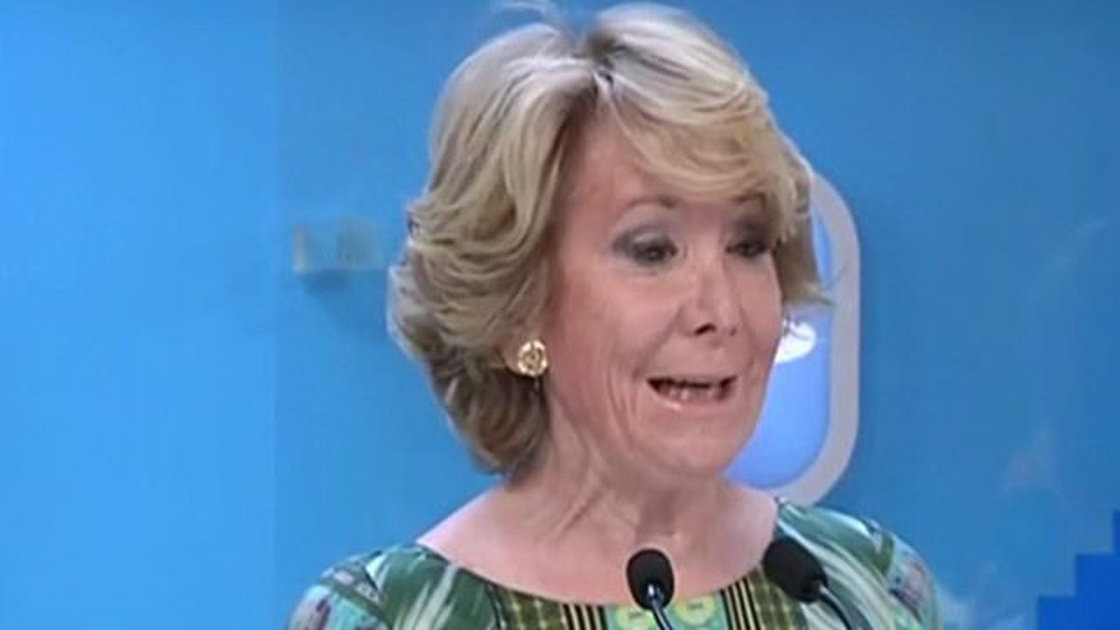 Aguirre ofrece un acuerdo a PSOE y C's y dice que ella no será un "obstáculo"