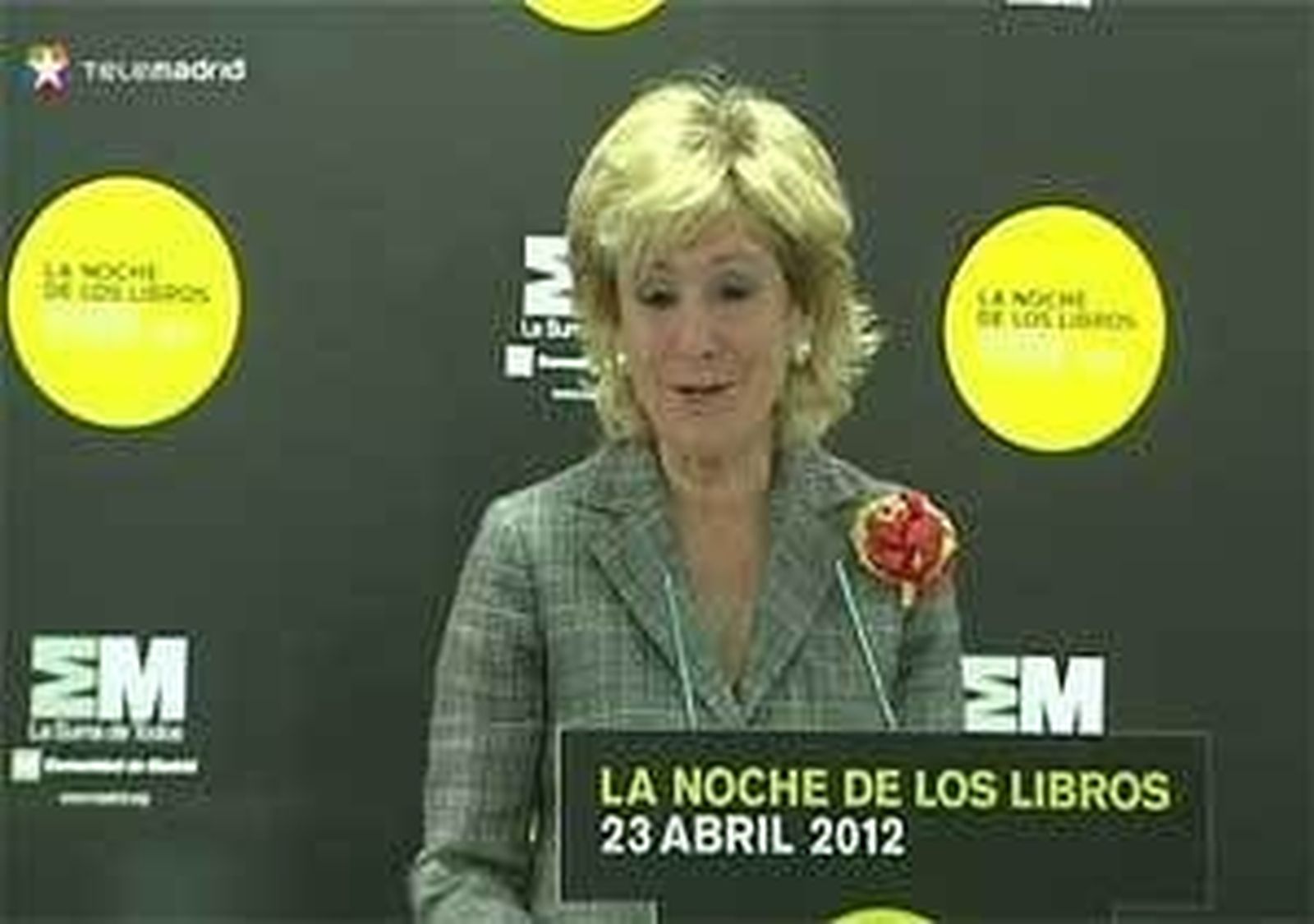 Aguirre invita a los madrileños a "regalar libros" para  celebrar la VII edición de La Noche de los Libros