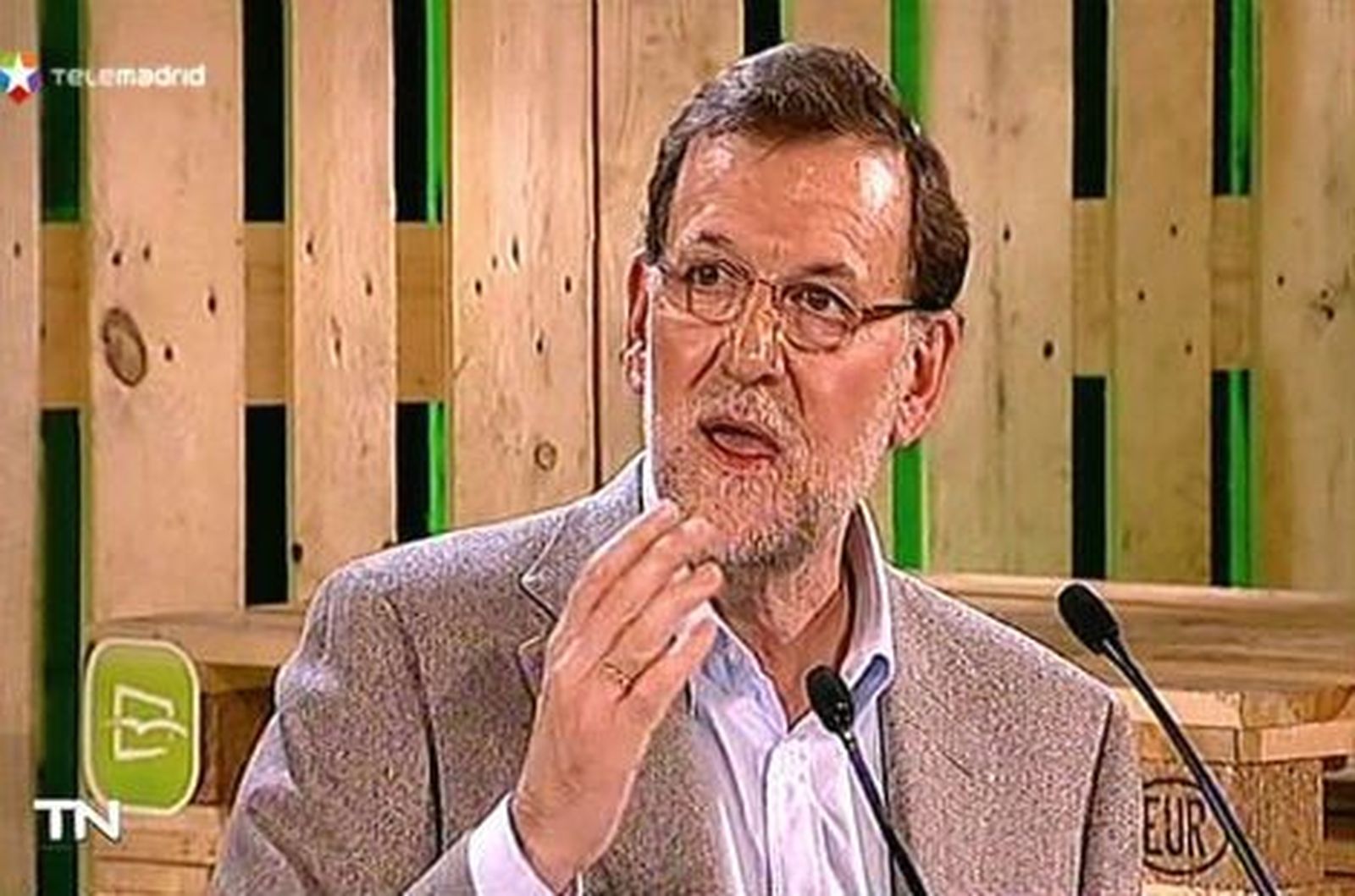Rajoy: "El futuro de España lo escribiremos entre todos los españoles”