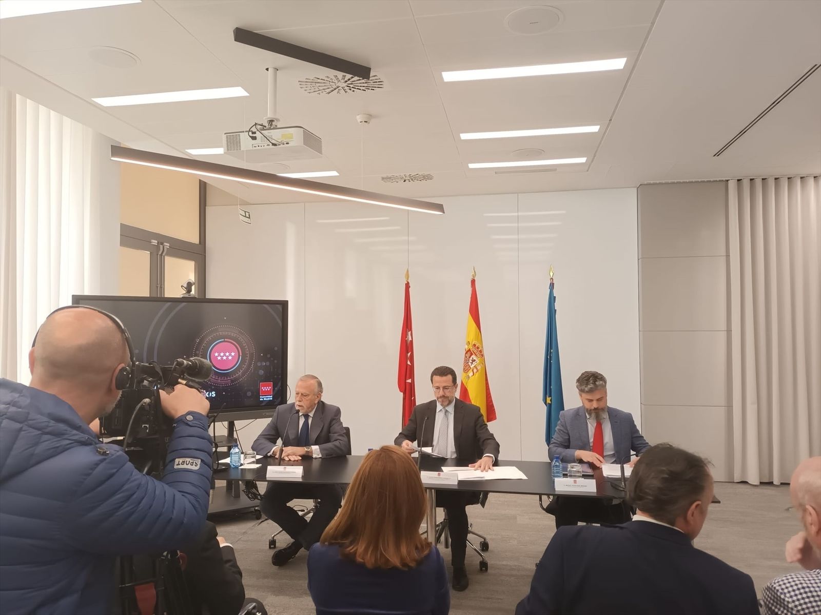 Javier Fernández Lasquetty presenta la Oficina Virtual de Tributos