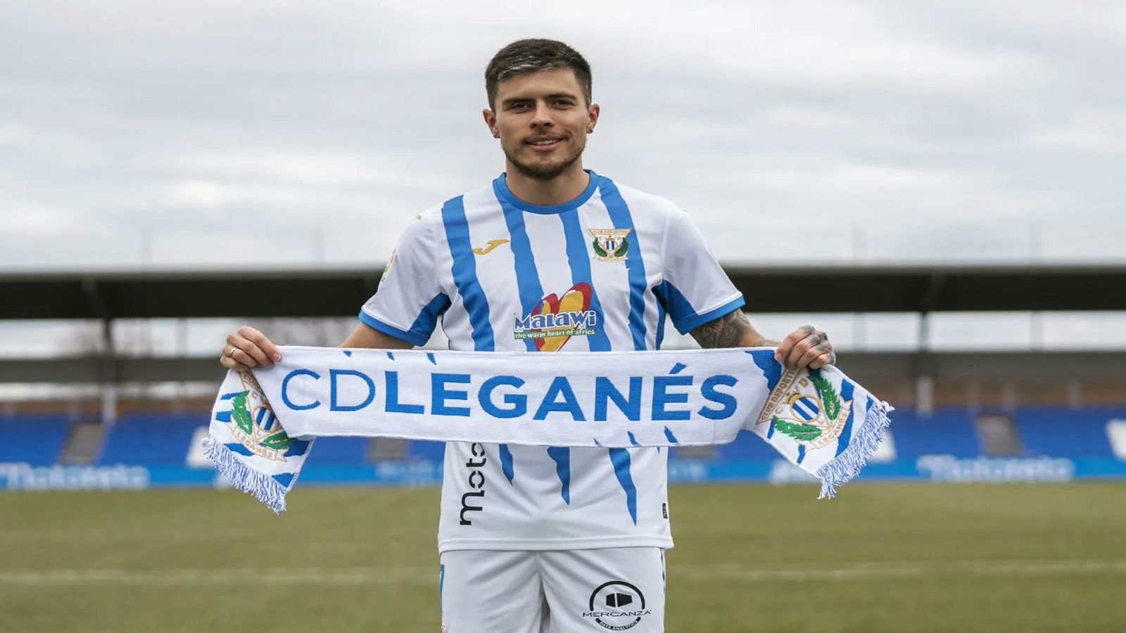 Narváez: "El objetivo debe ser entrar en 'playoffs', hay que tener ambición"