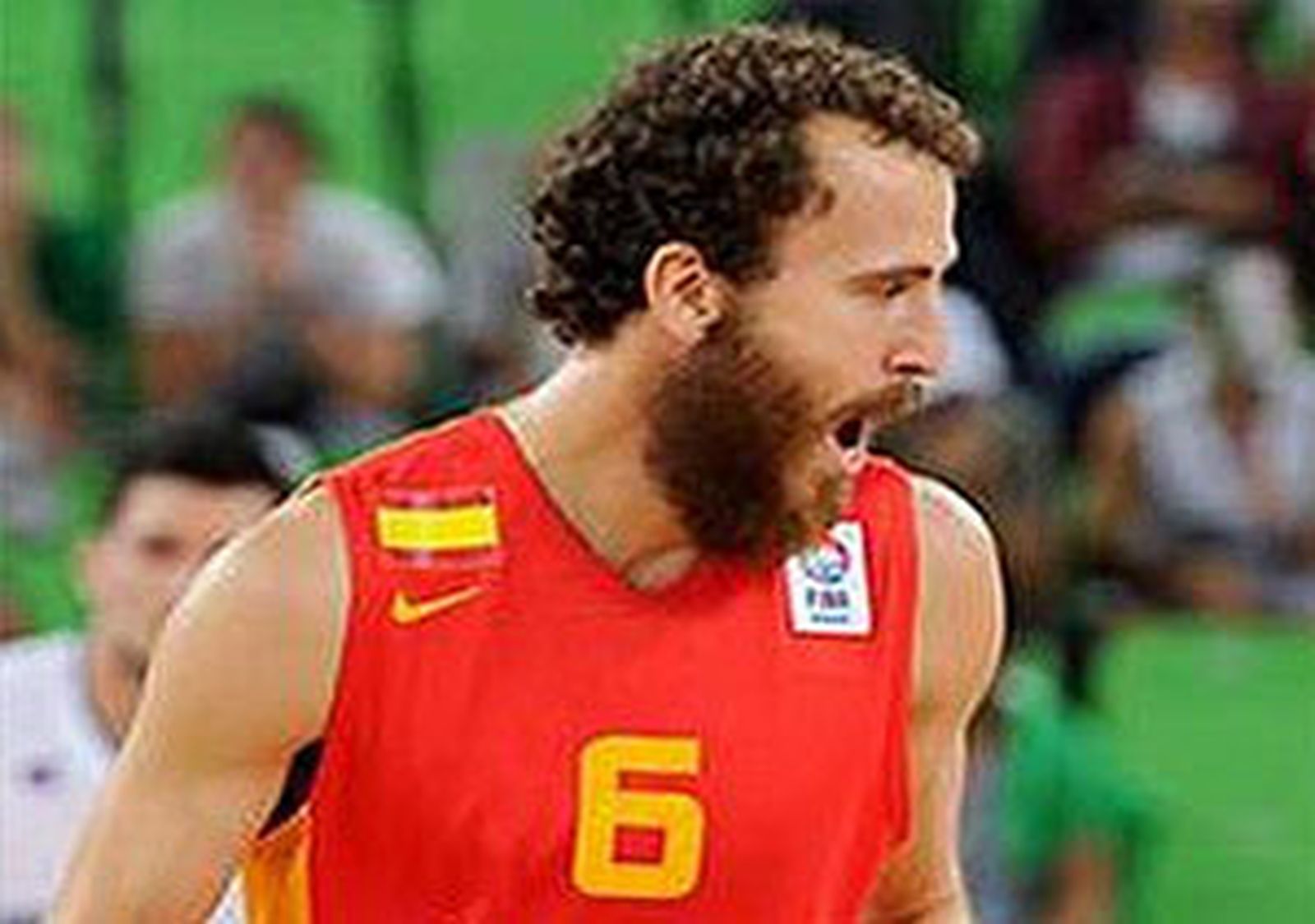 España a semifinales tras arrollar a Serbia 90-60