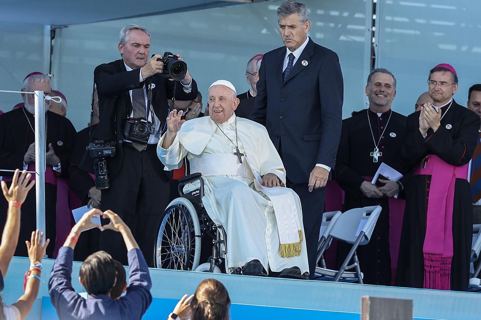 Más de 800.000 personas acompañan al papa Francisco en un Viacrucis durante la JMJ
