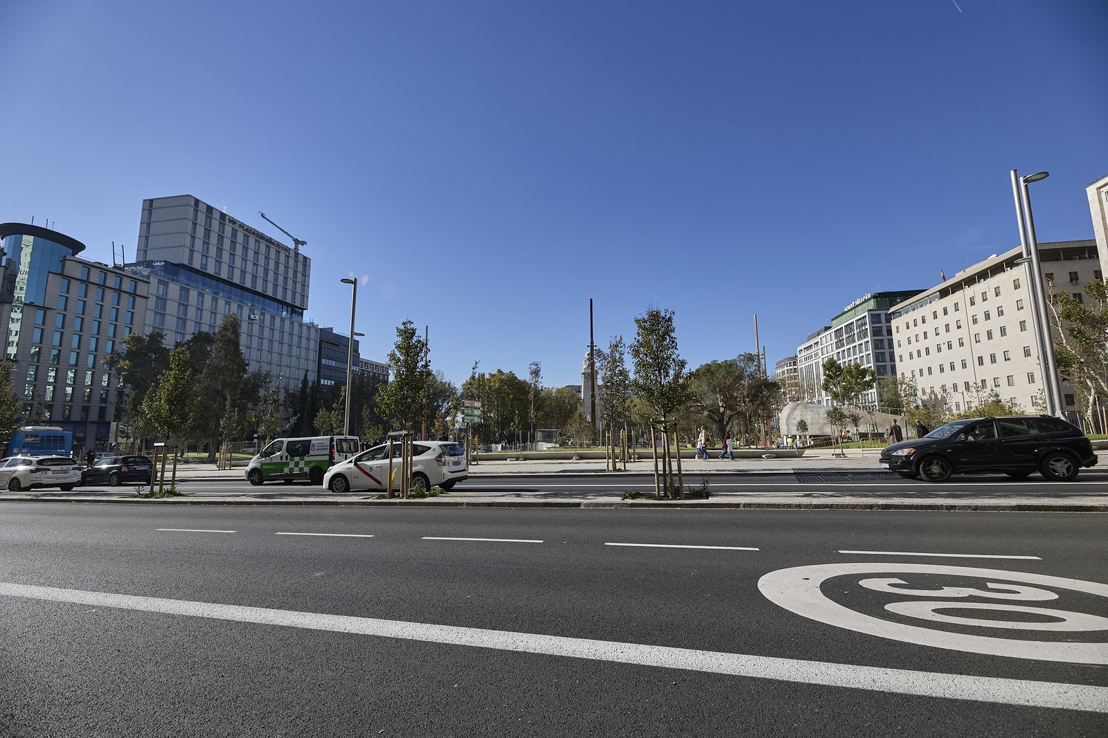 La nueva Plaza de España reabre este lunes tras dos años y medio de obra