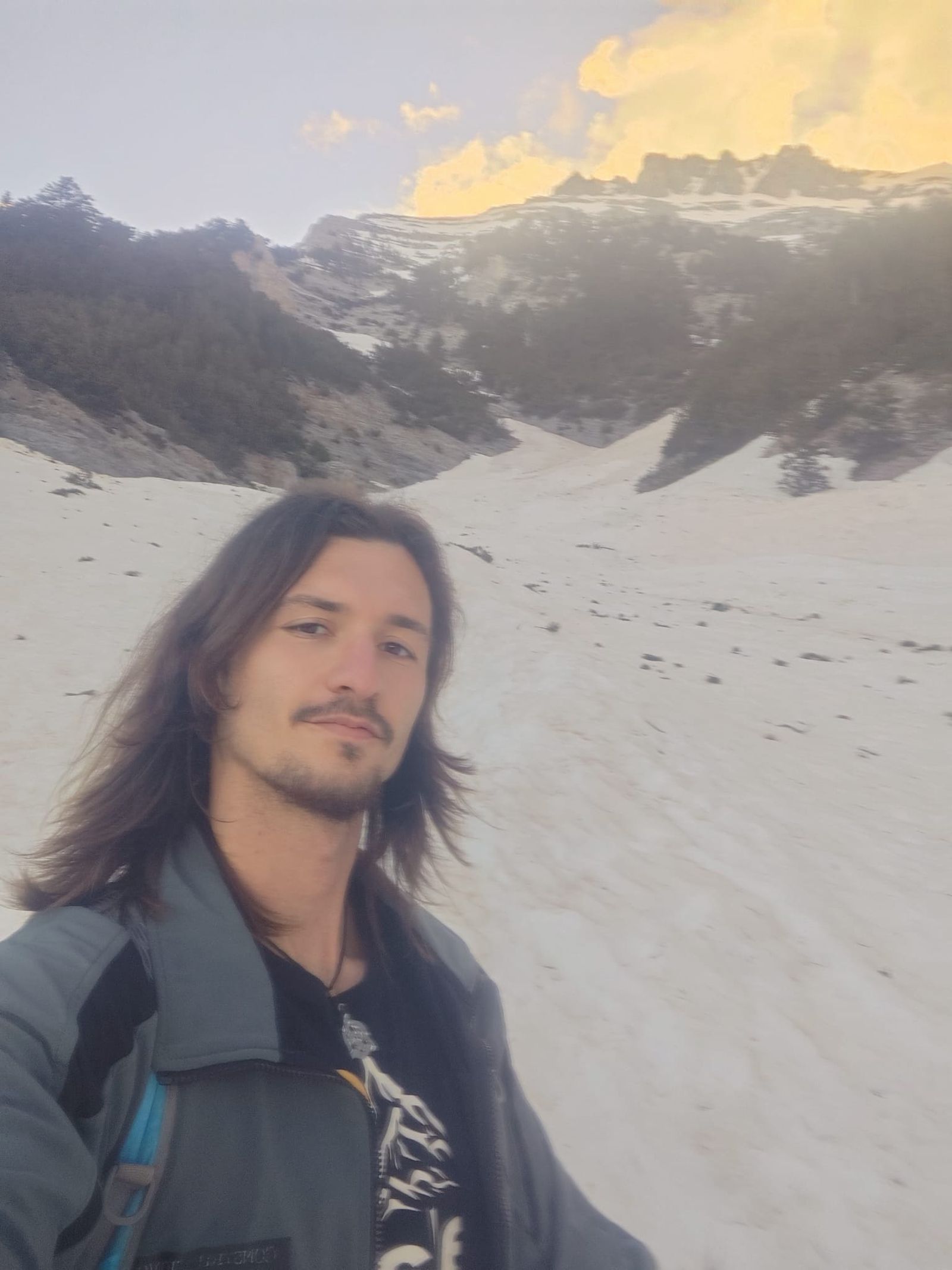 El montañero español desaparecido en el Monte Olimpo en una foto remitida a su familia