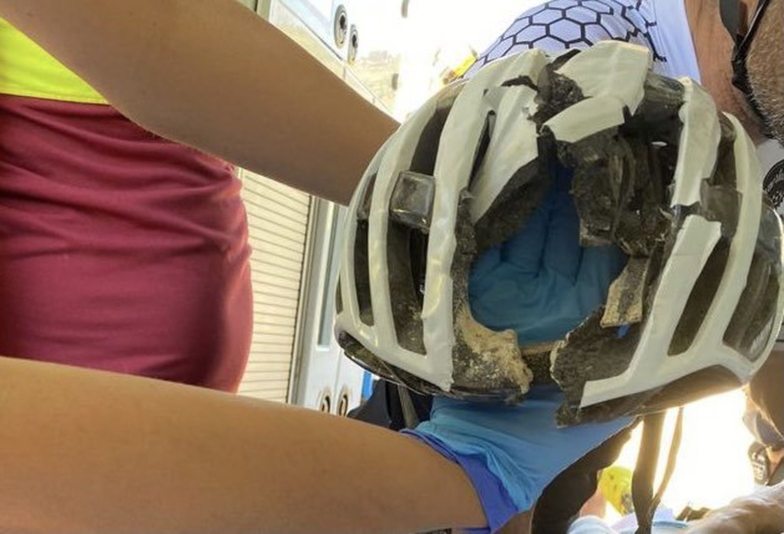 Un ciclista de 51 años sufre politraumatismos tras caer de un terraplén de 30 metros en Tielmes