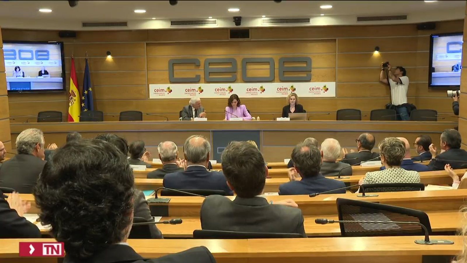 Sigue la precampaña electoral a las autonómicas