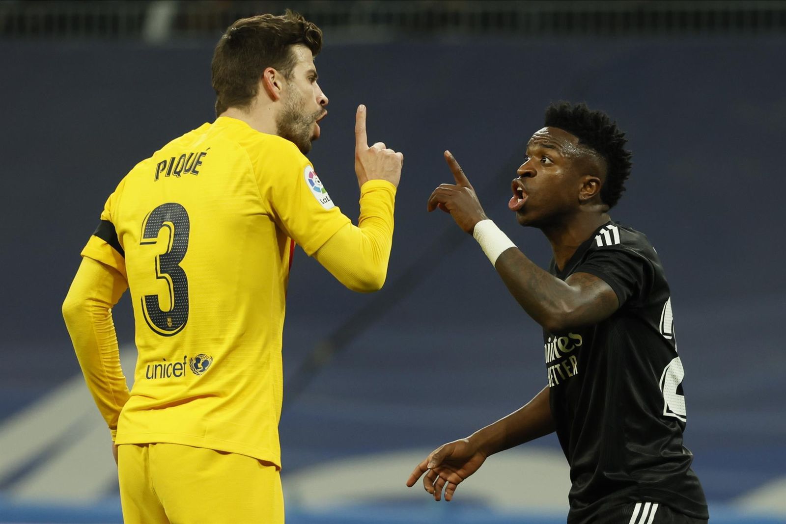 Piqué y Vinicius