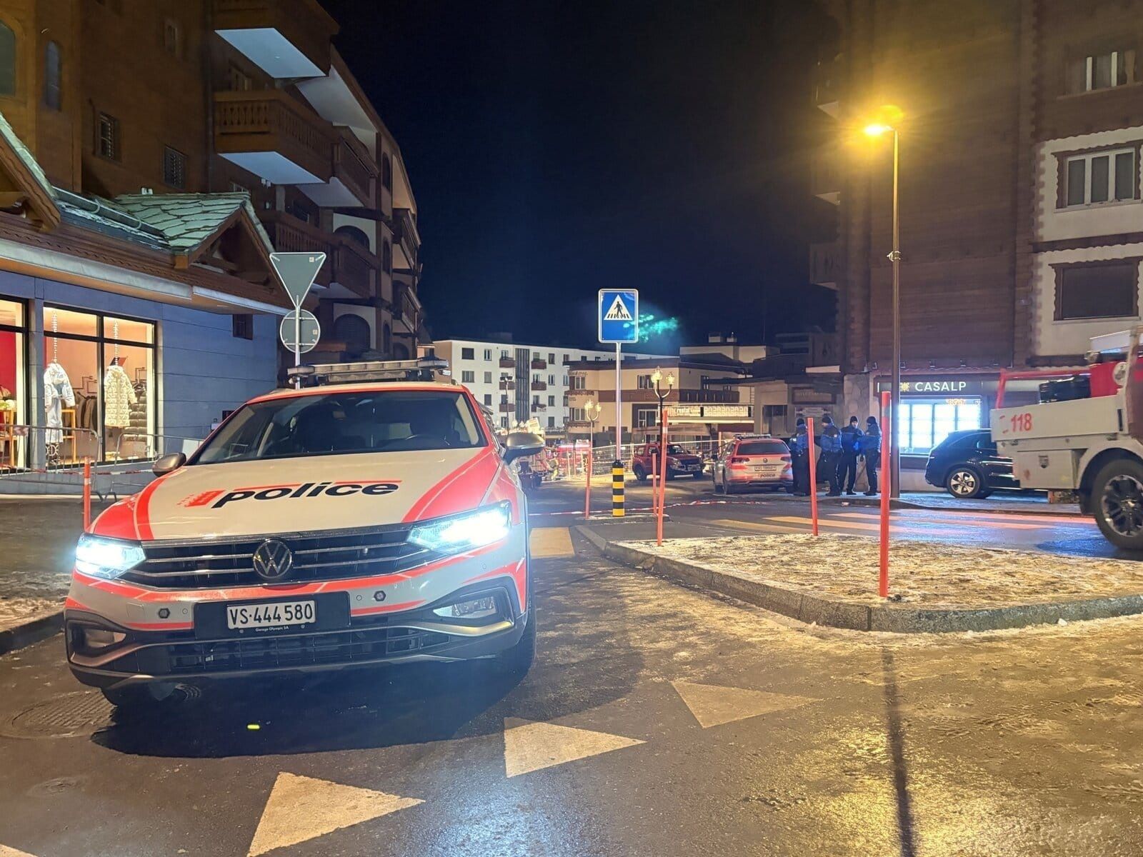 Al menos 40 muertos y 115 heridos en un incendio en la estación suiza de esquí de Crans Montana
