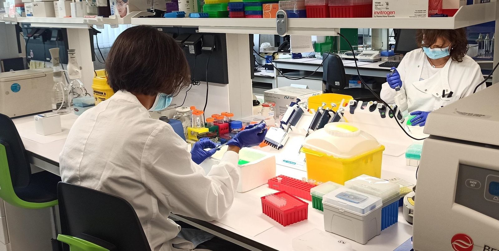 Equipo de investigación del virus de la viruela del mono en el Instituto de Salud Carlos III