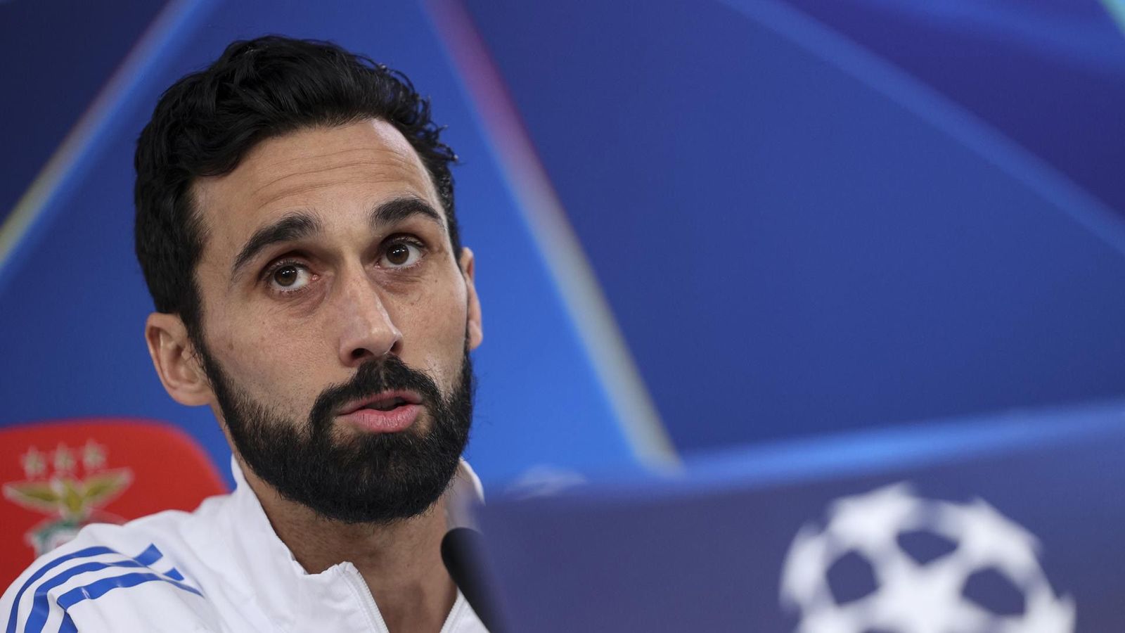 Arbeloa: "A Mourinho le deseo lo mejor, pero mi objetivo es eliminar al Benfica"