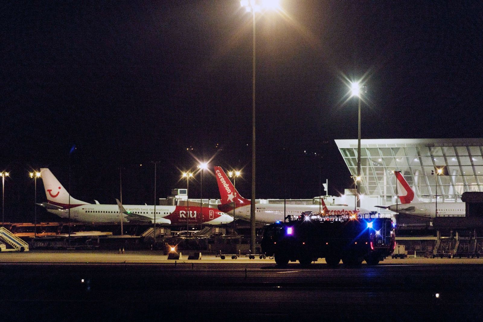 Los pasajeros del 'avión patera' de Palma se amotinaron