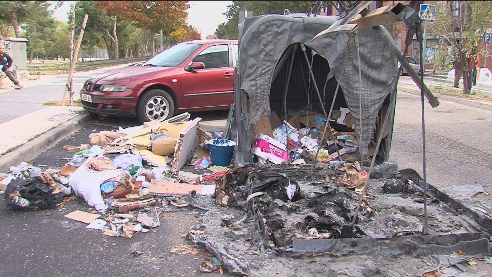 Los vecinos de Orcasitas, hartos de botellones y reyertas