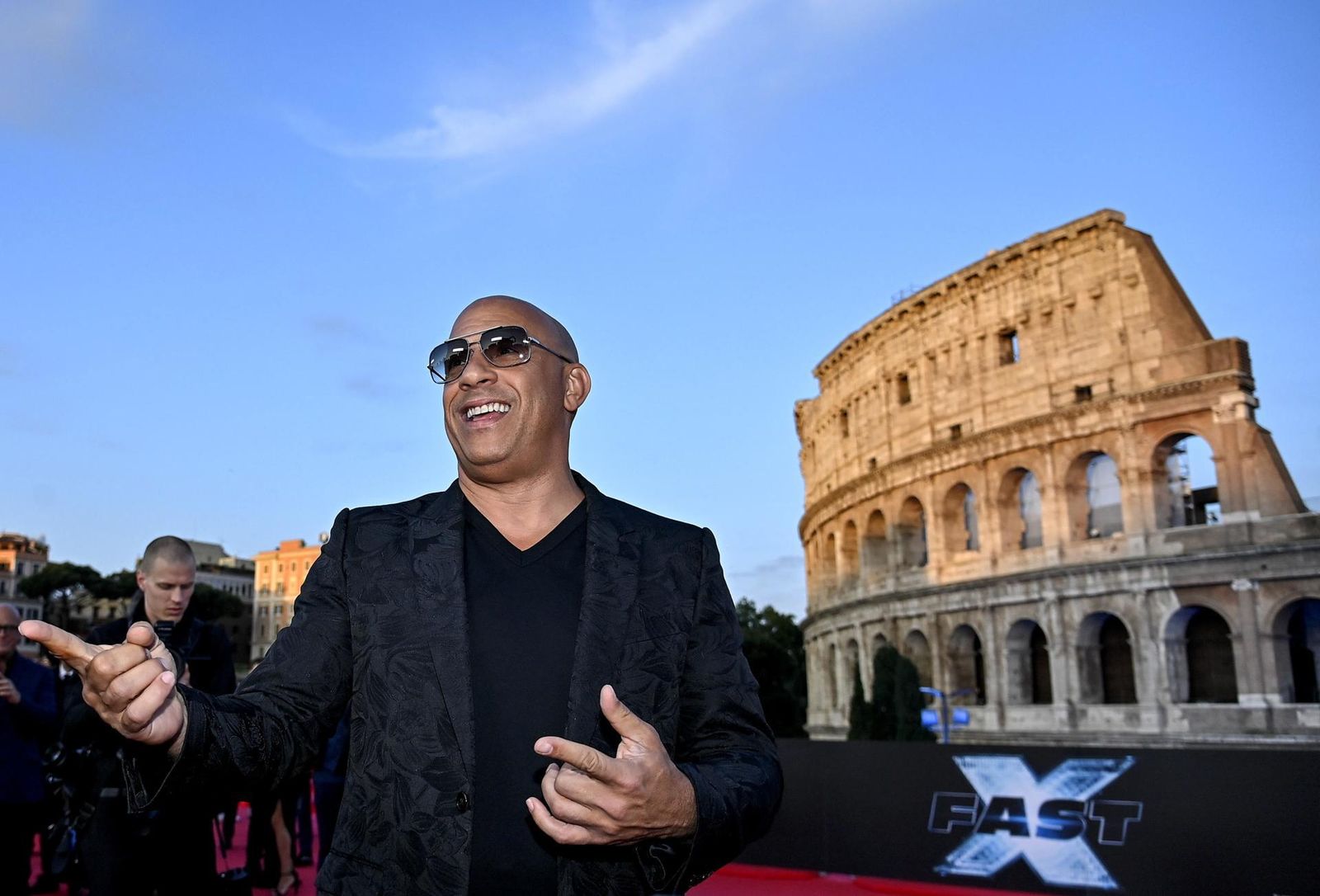 Vin Diesel posa durante el photocall de la película 'Fast X' en el Coliseo de Roma, Italia, 12 de mayo de 2023.