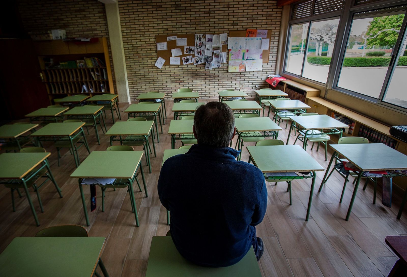 Críticas del CSIF al posible uso de gimnasios como aulas el próximo curso: "No se pueden ningunear materias"