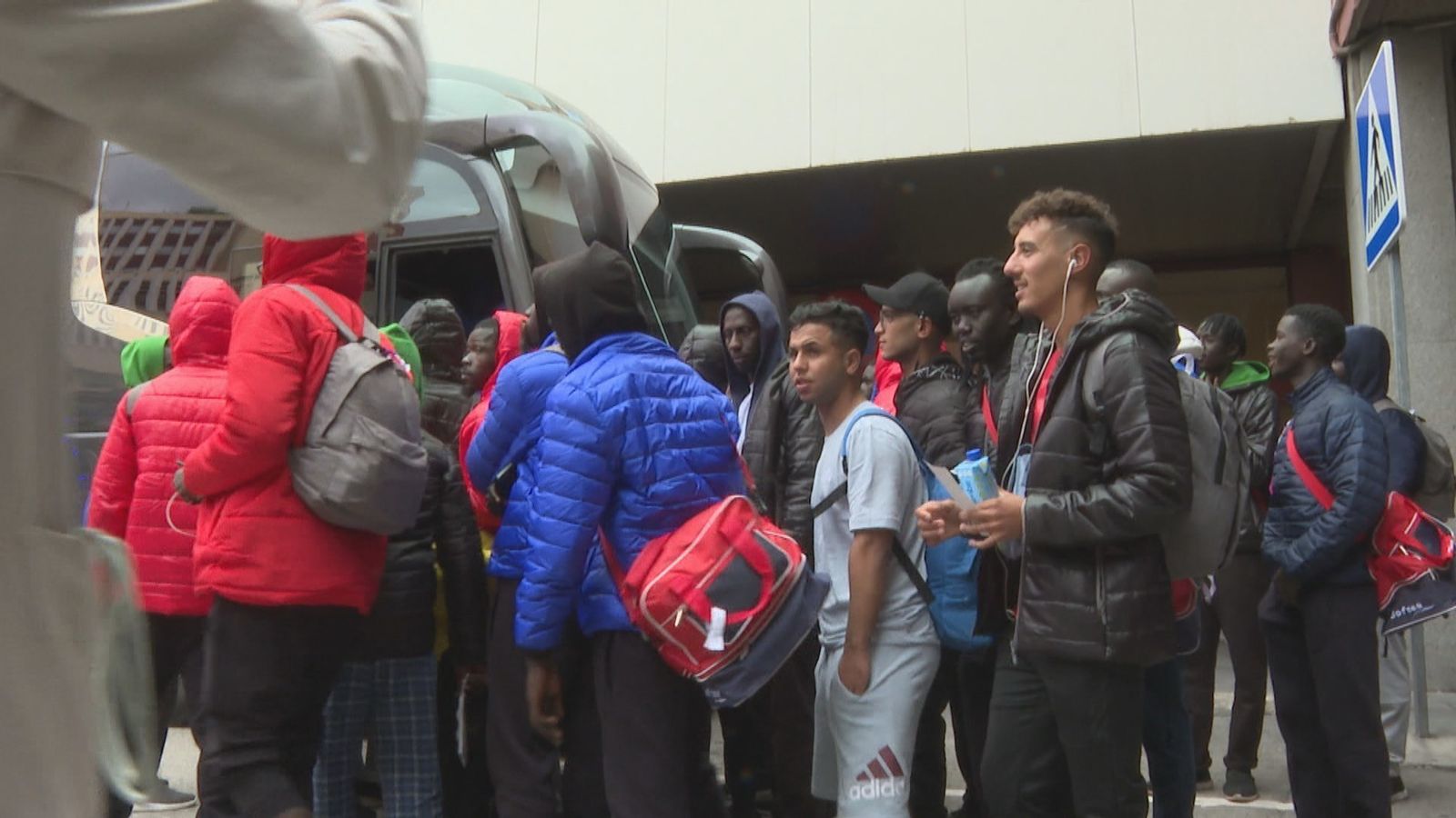 La Unión Europea cierra un acuerdo migratorio que abre la puerta a crear centros de devolución en otros países