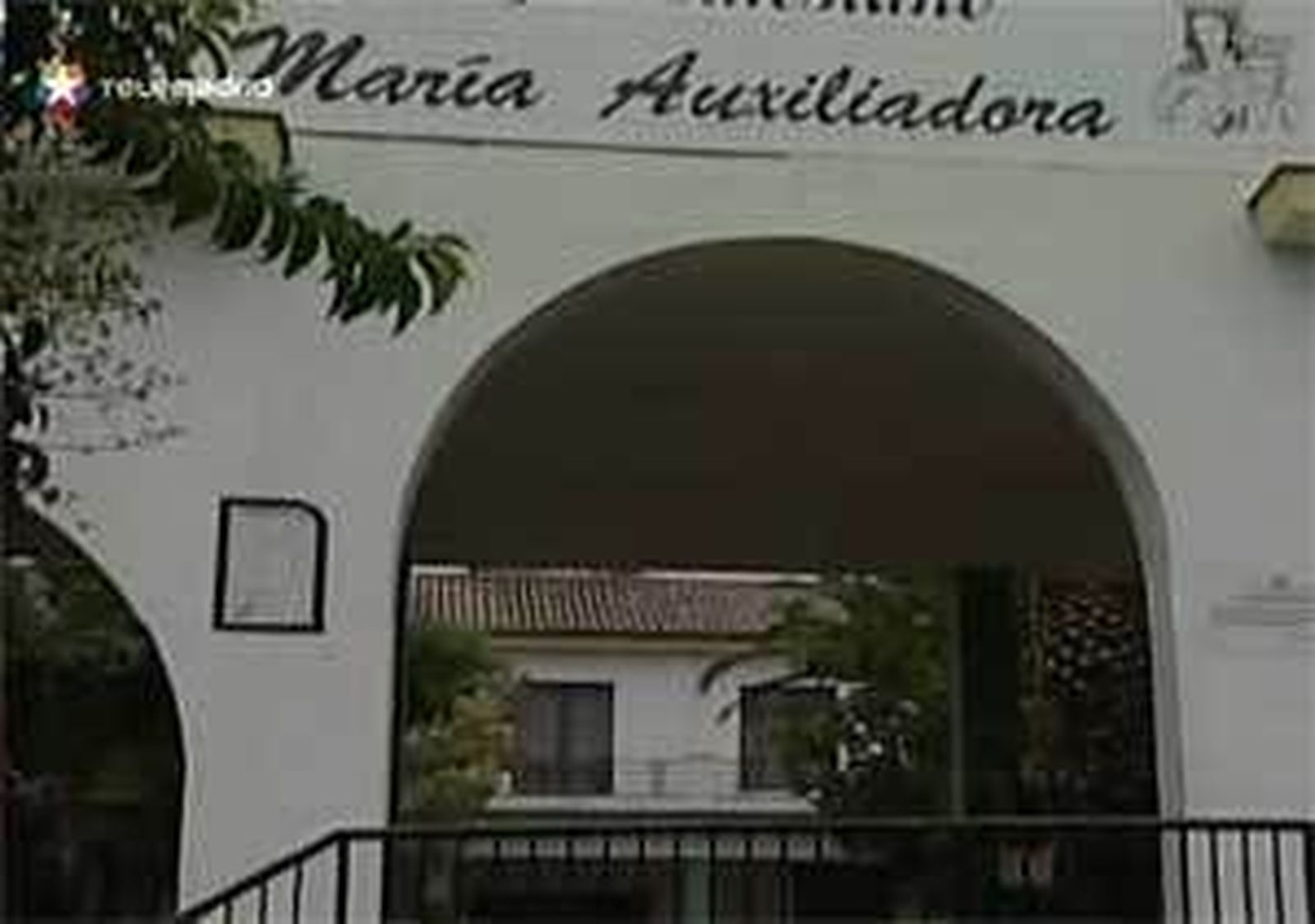 El Colegio Salesianos de Mérida denunciará al "grupo violento" que entró en el centro