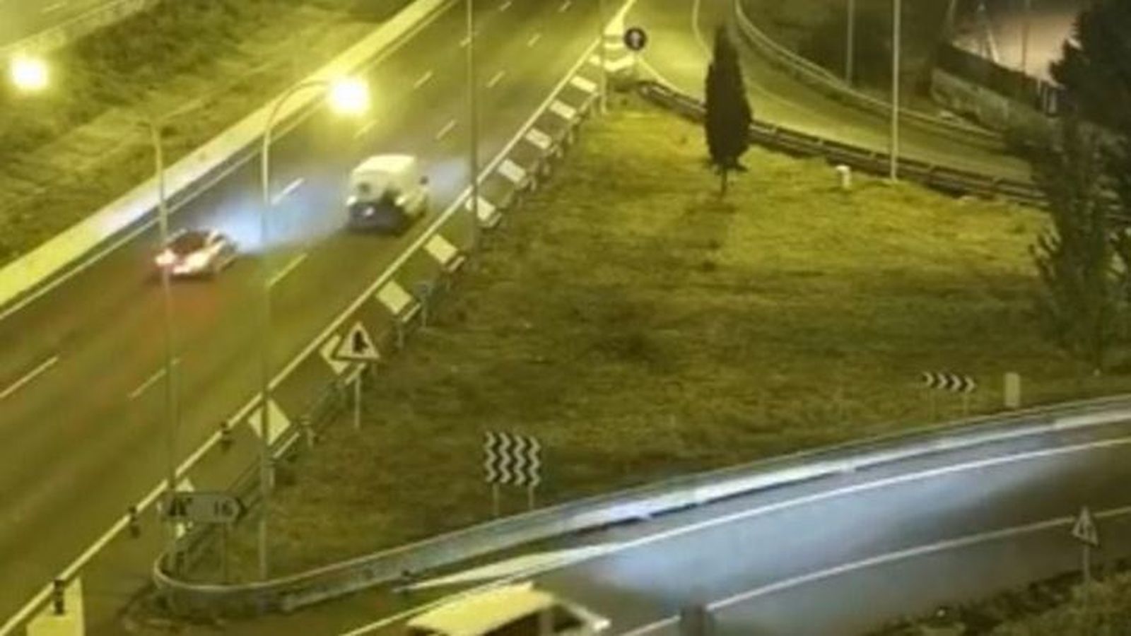 Muere atropellado en la M-40 al caer de una furgoneta en el que iba de polizón
