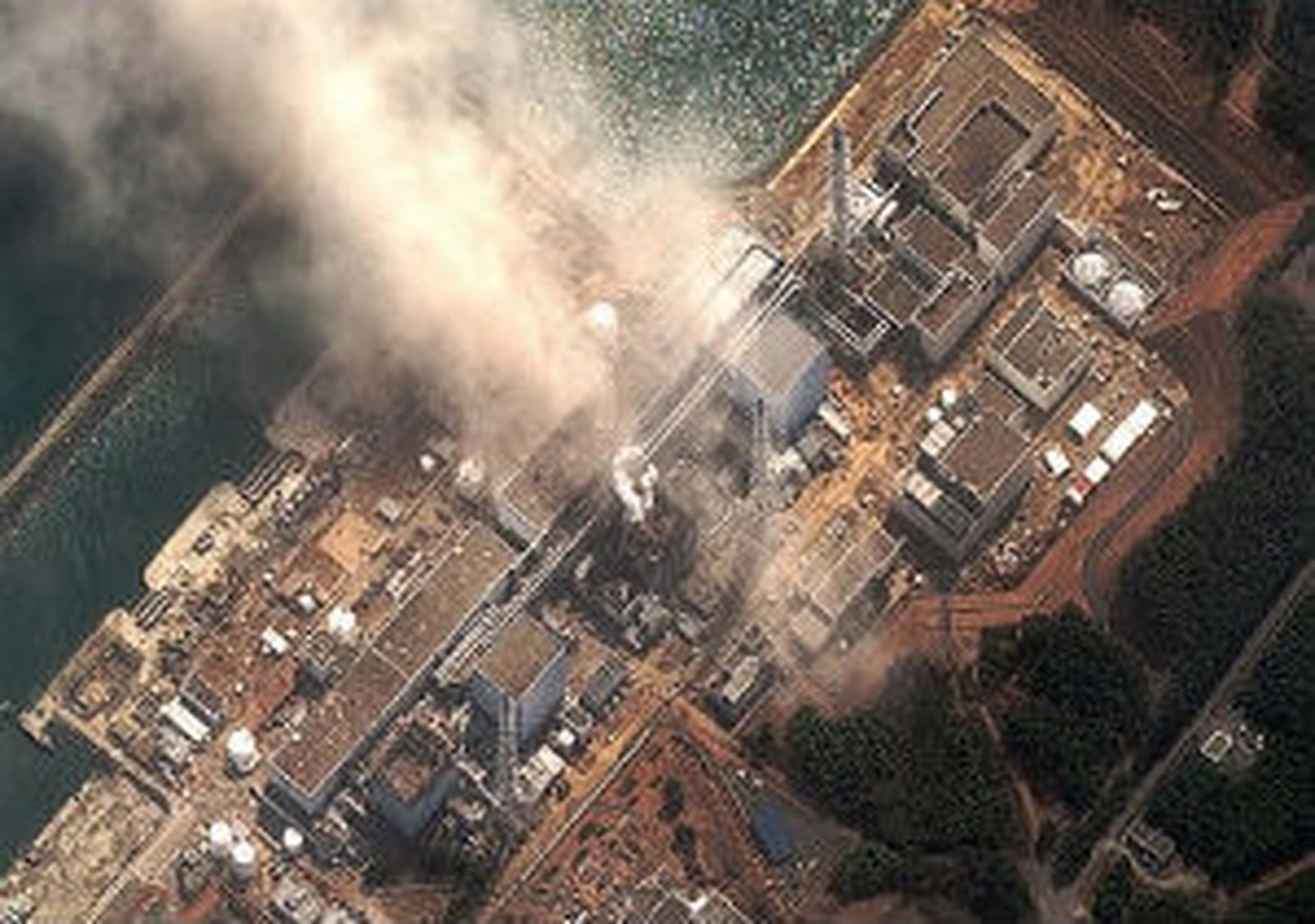 Crece la alarma tras otra explosión en la central de Fukushima y el aumento de la radioactividad