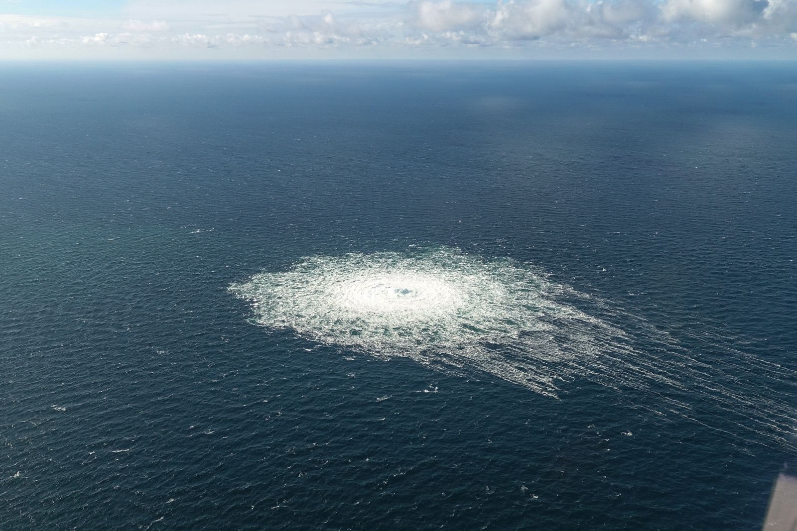 Foto aérea que muestra la fuga del gas en el mar Báltico