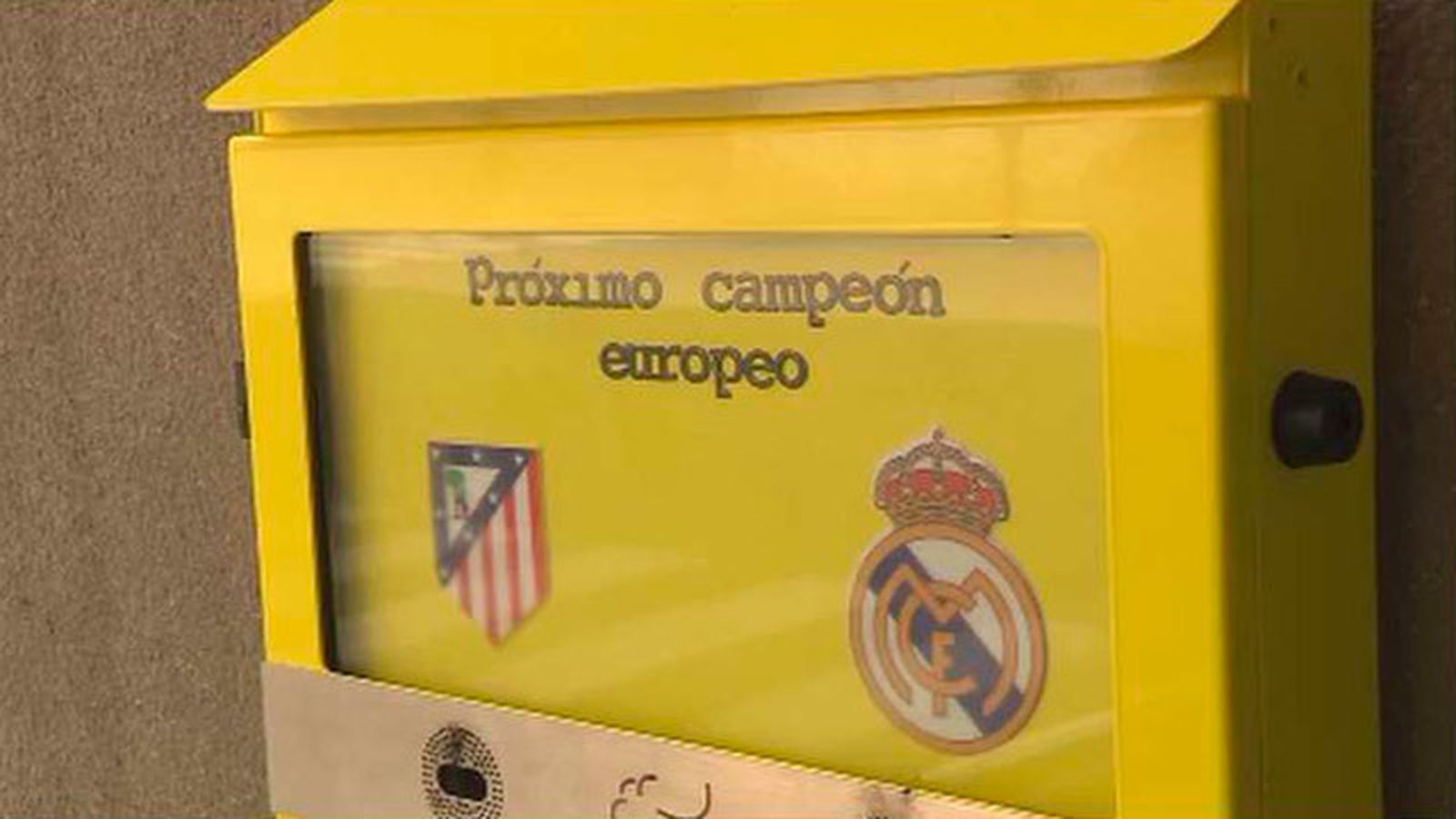 Ceniceros urnas