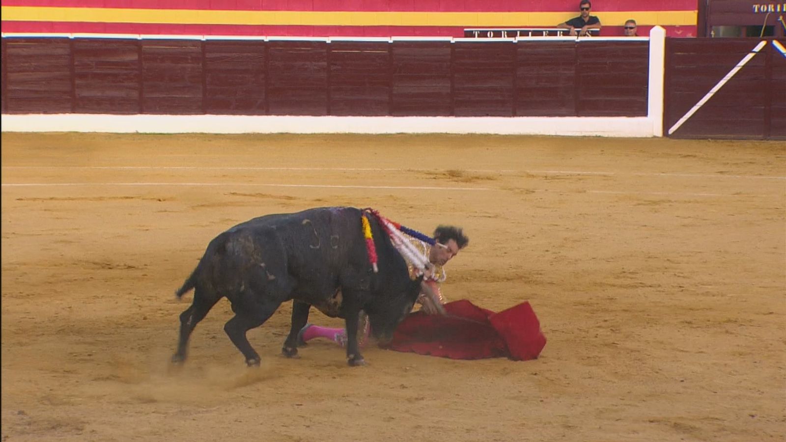 Momento de la cogida a Paulita en Villa del Prado