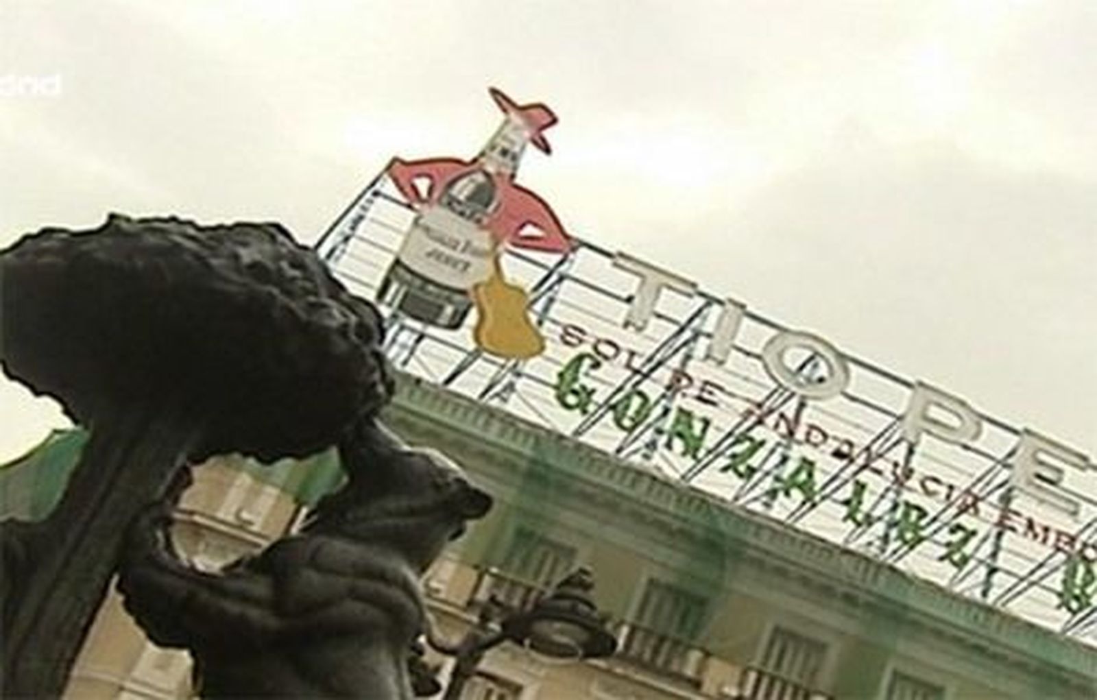 La Puerta del Sol amanecerá este martes con el popular cartel de Tío Pepe