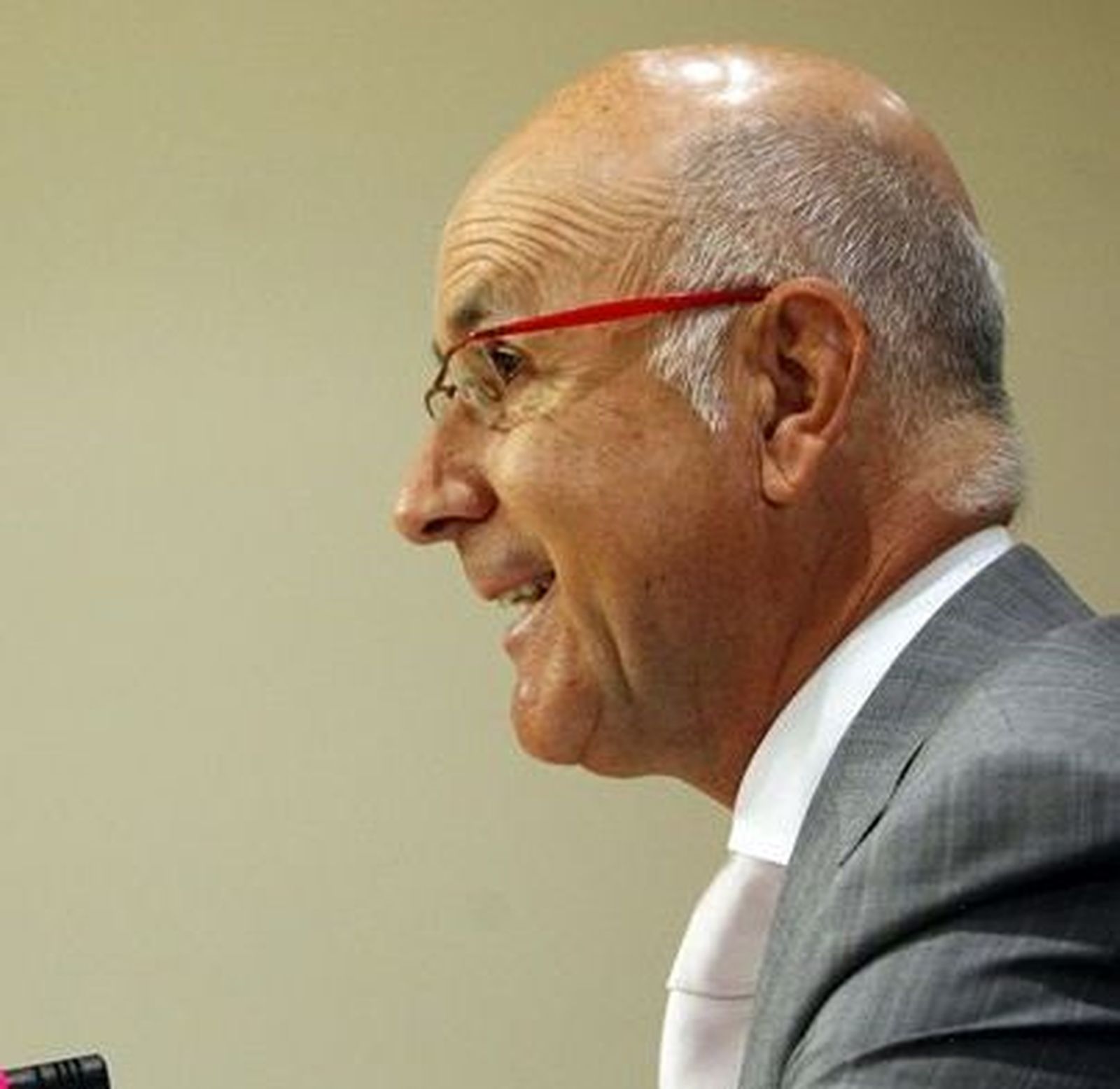 Duran reta a Chacón a apoyar un referéndum sobre la reforma constitucional
