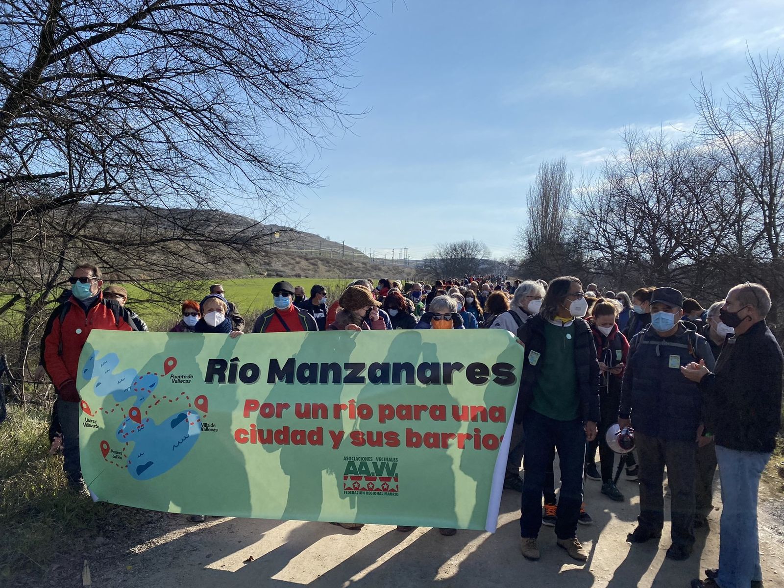 Manifestación vecinal en Perales del Río (Getafe) por la recuperación del río Manzanares