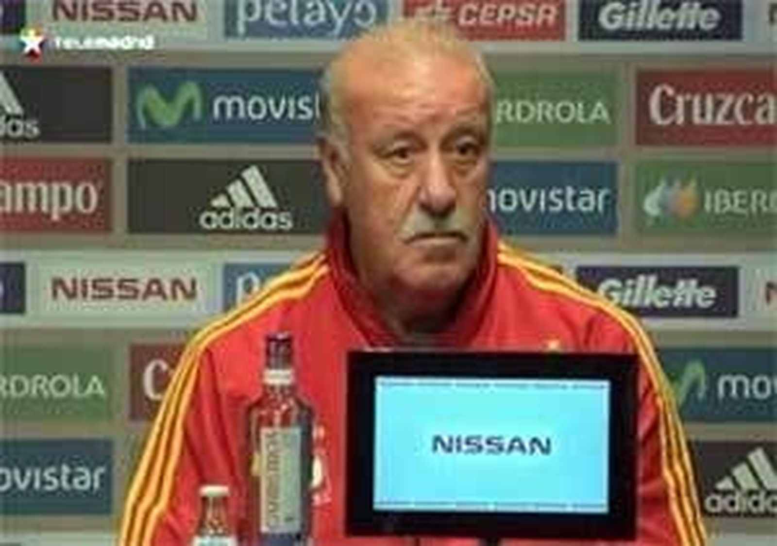 Del Bosque no despeja la duda de la portería