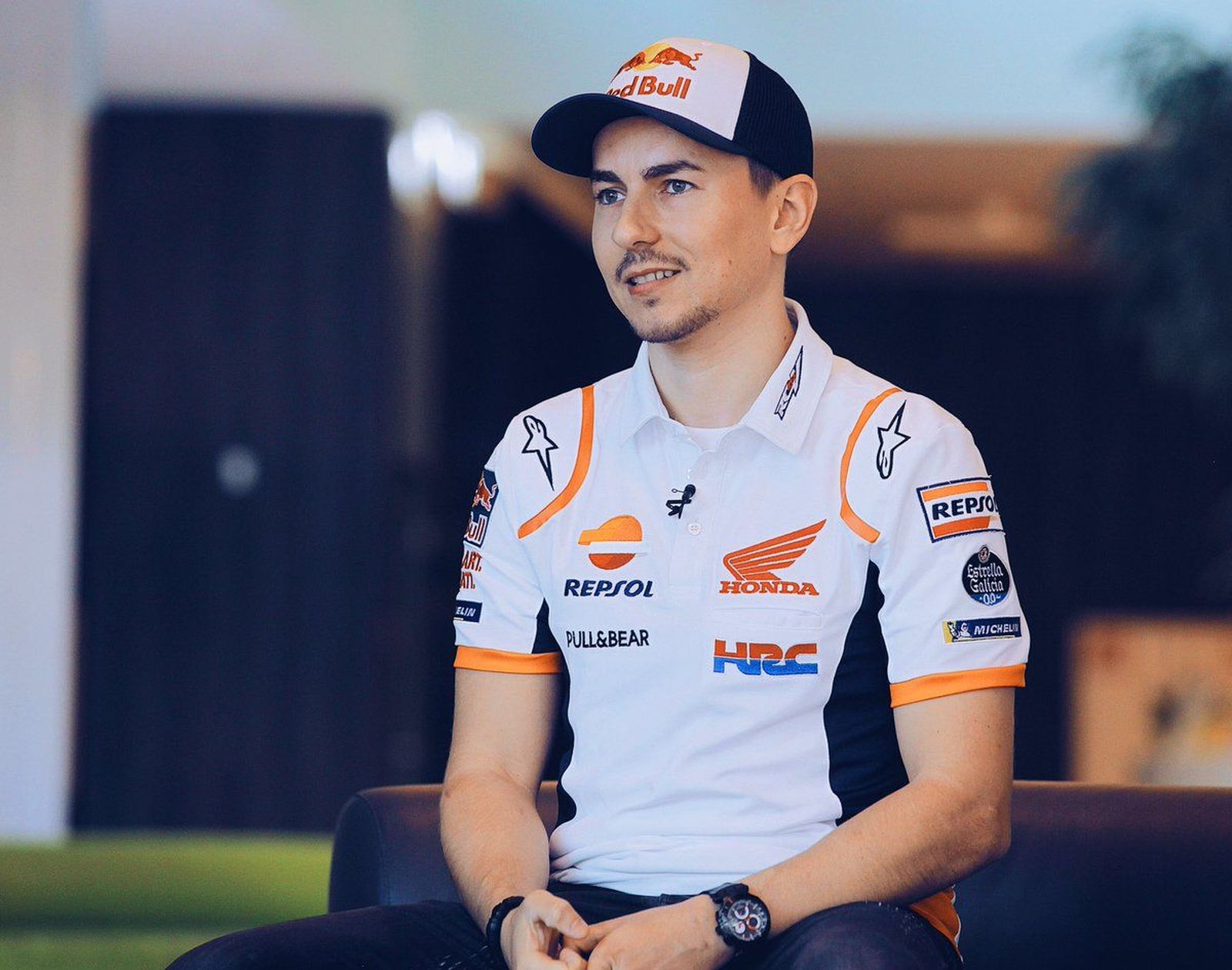 Lorenzo: "Estar en Honda Repsol es como estar en el Barça o Real Madrid"