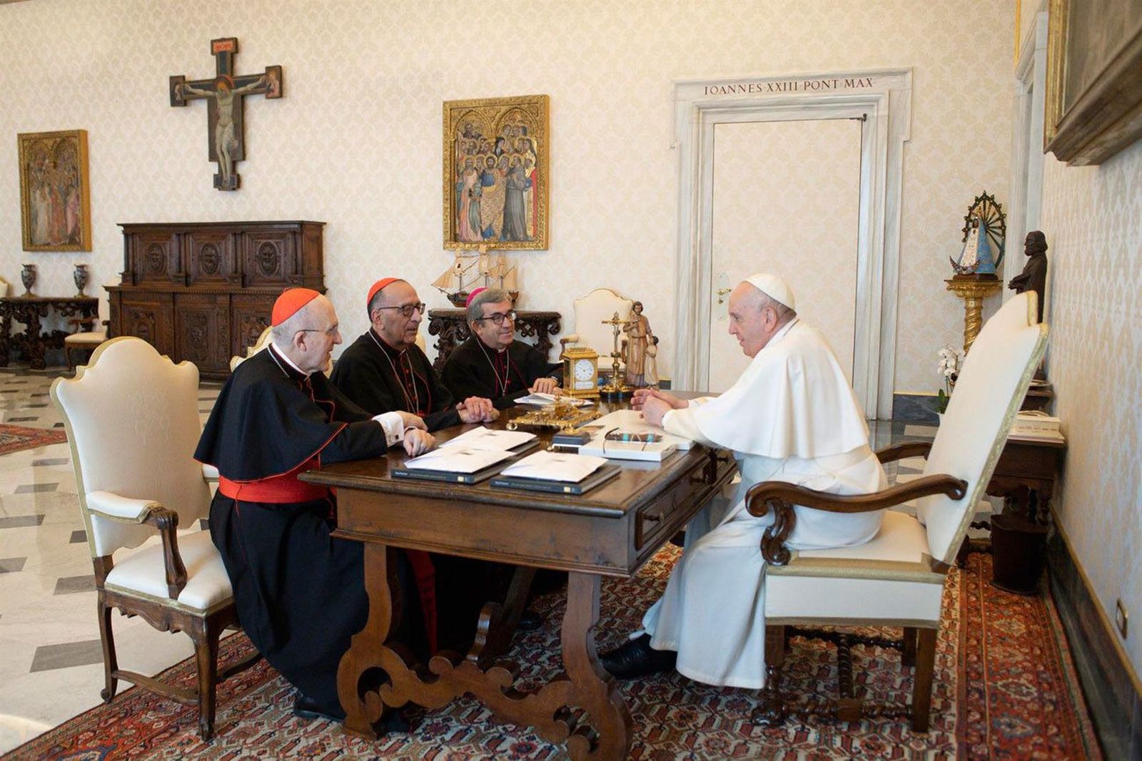 El Papa anima a los obispos españoles a acompañar a las víctimas de abusos