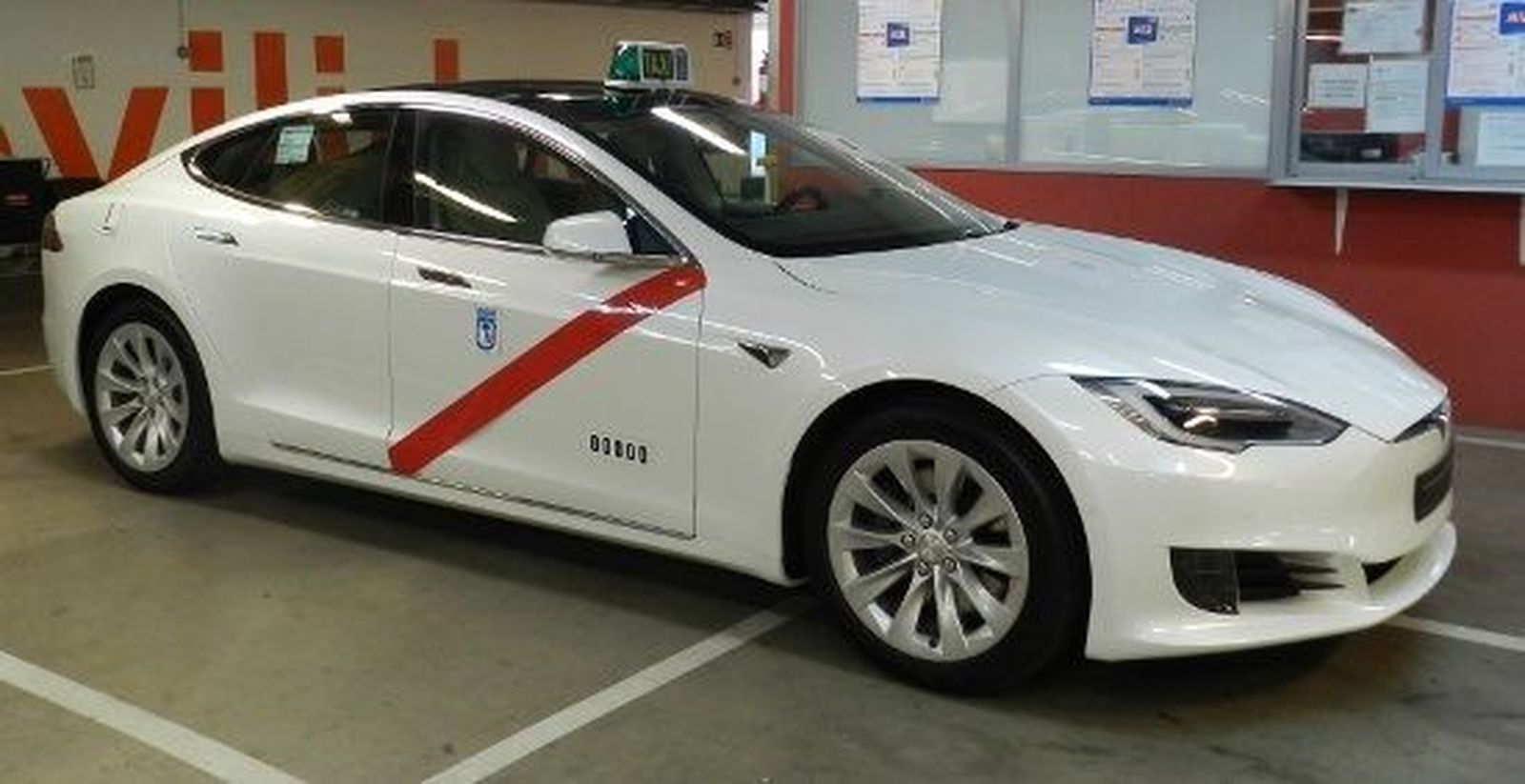 El futuro reglamento tendrá que contar con la participación de los taxistas de Madrid