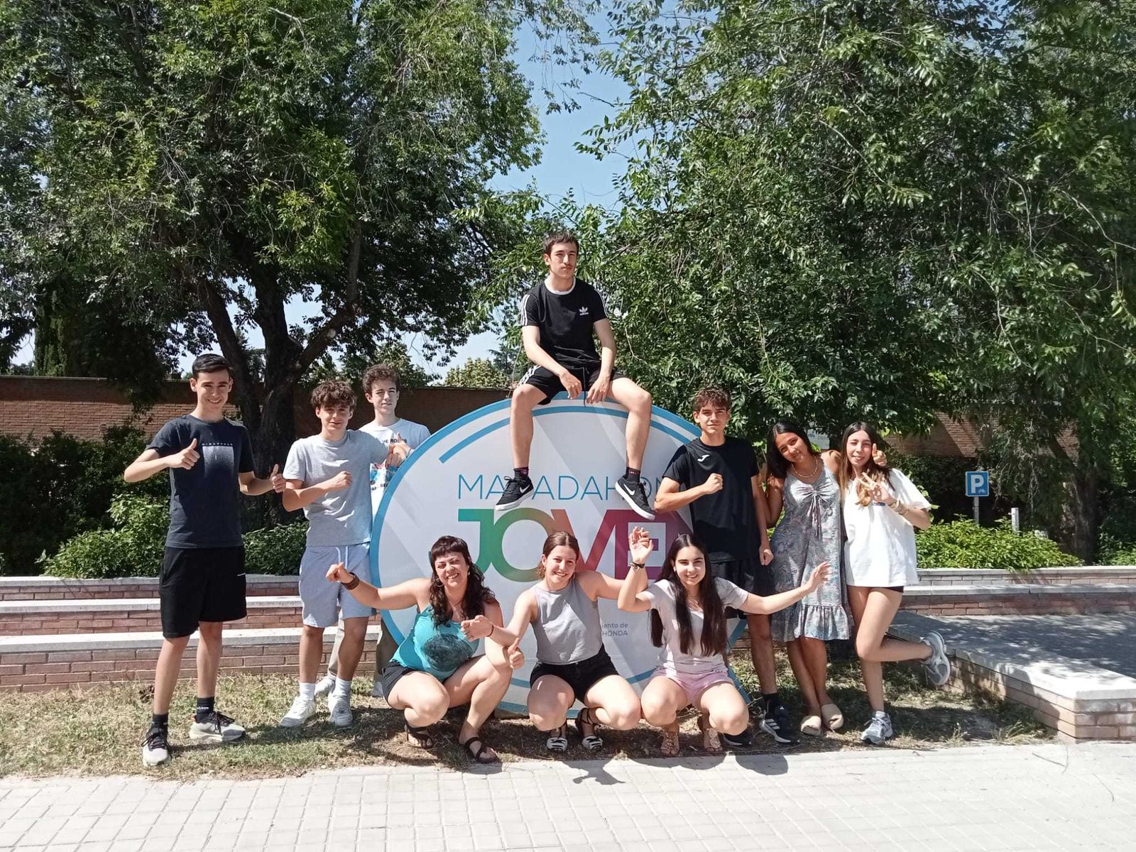 Miembros del grupo que viajará a Polonia  desde Majadahonda