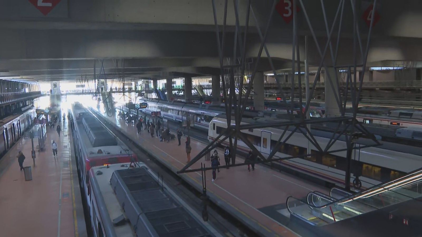 Cercanías Madrid registra retrasos en 5 líneas por problemas en la señalización