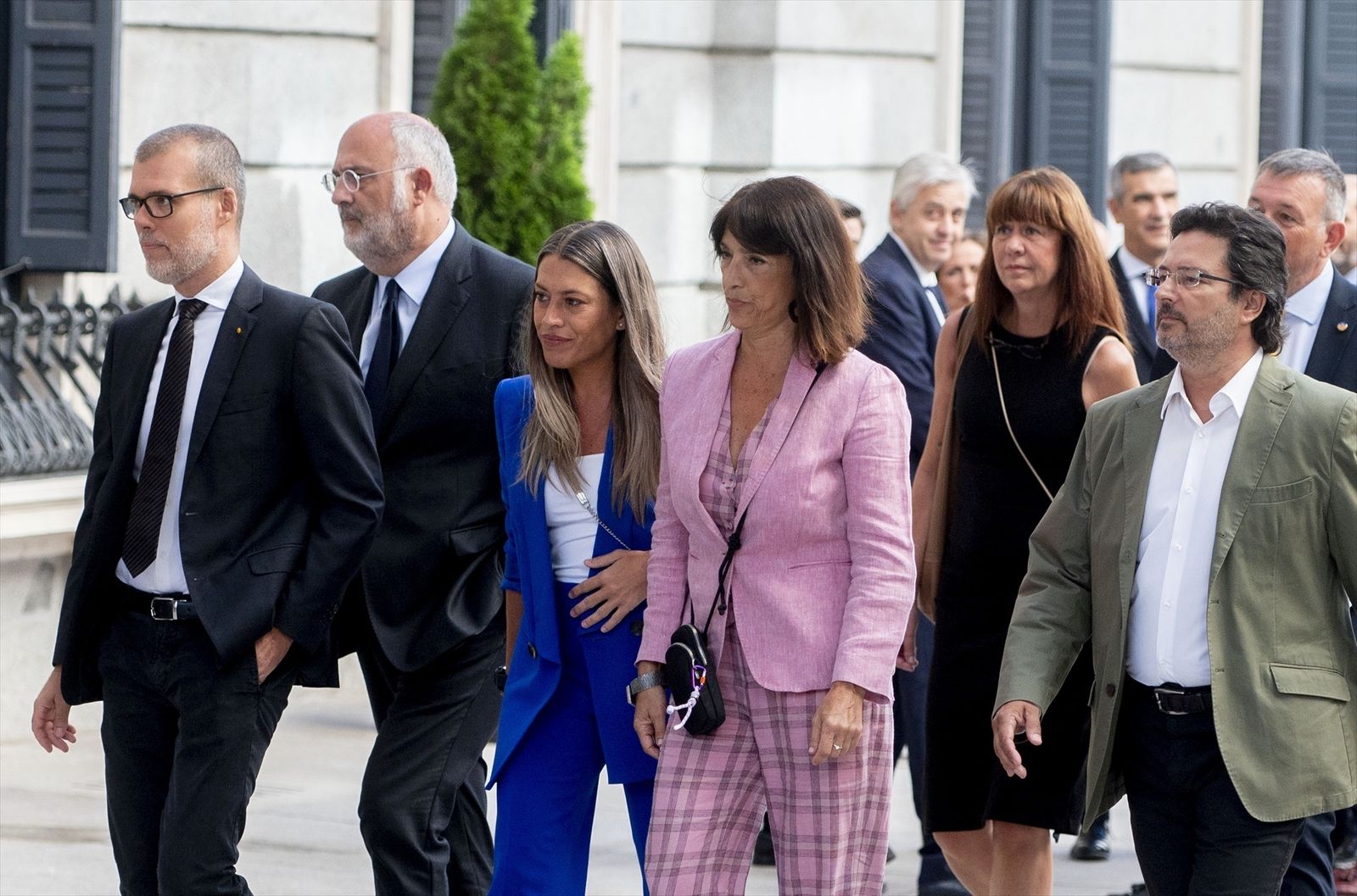 Los diputados de Junts Eduard Pujol I Bonell, Josep Maria Cruset, Miriam Nogueras, Pilar Calvo I Gómez, y Josep Maria Cervera, llegan a la Sesión Constitutiva