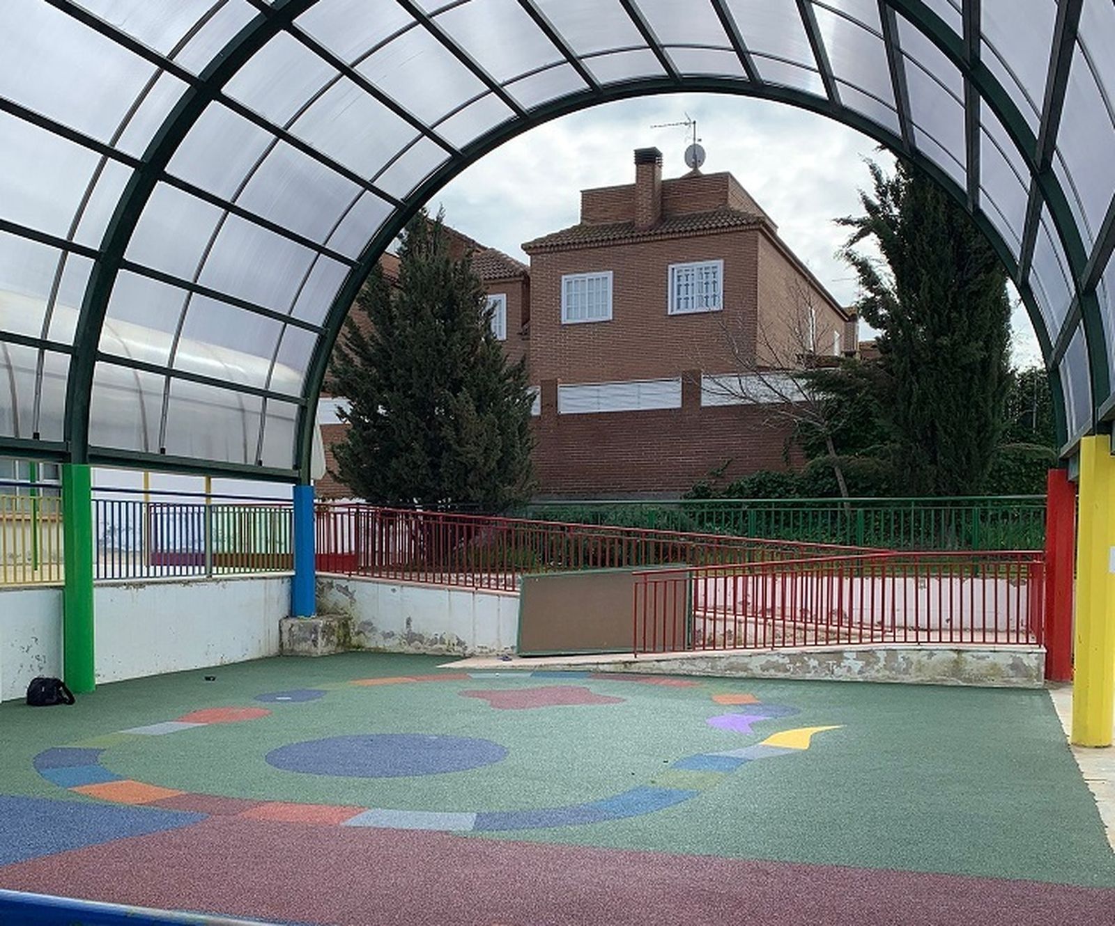 El Ayuntamiento de Arroyomolinos concluye los trabajos de remodelación del colegio El Torreón